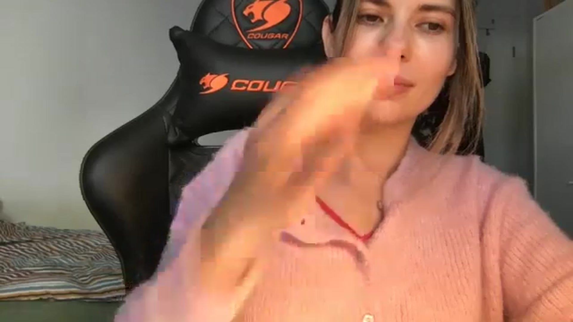 Gallery image thumbnail from neverinmylife's myfreecams stream on, 01/02/2026, 13:16 image 17 of 20