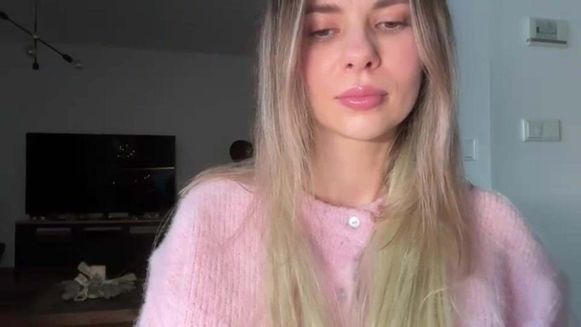 Gallery image thumbnail from neverinmylife's myfreecams stream on, 01/07/2026, 14:01 image 11 of 20
