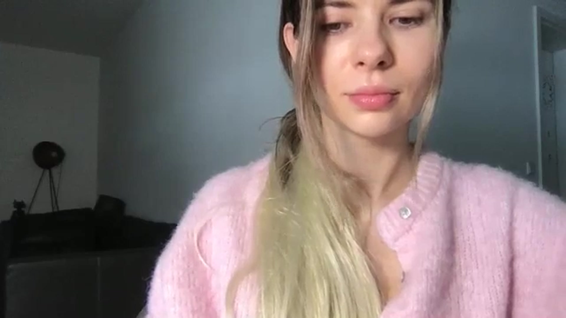 Gallery image thumbnail from neverinmylife's myfreecams stream on, 01/10/2026, 12:20 image 11 of 20