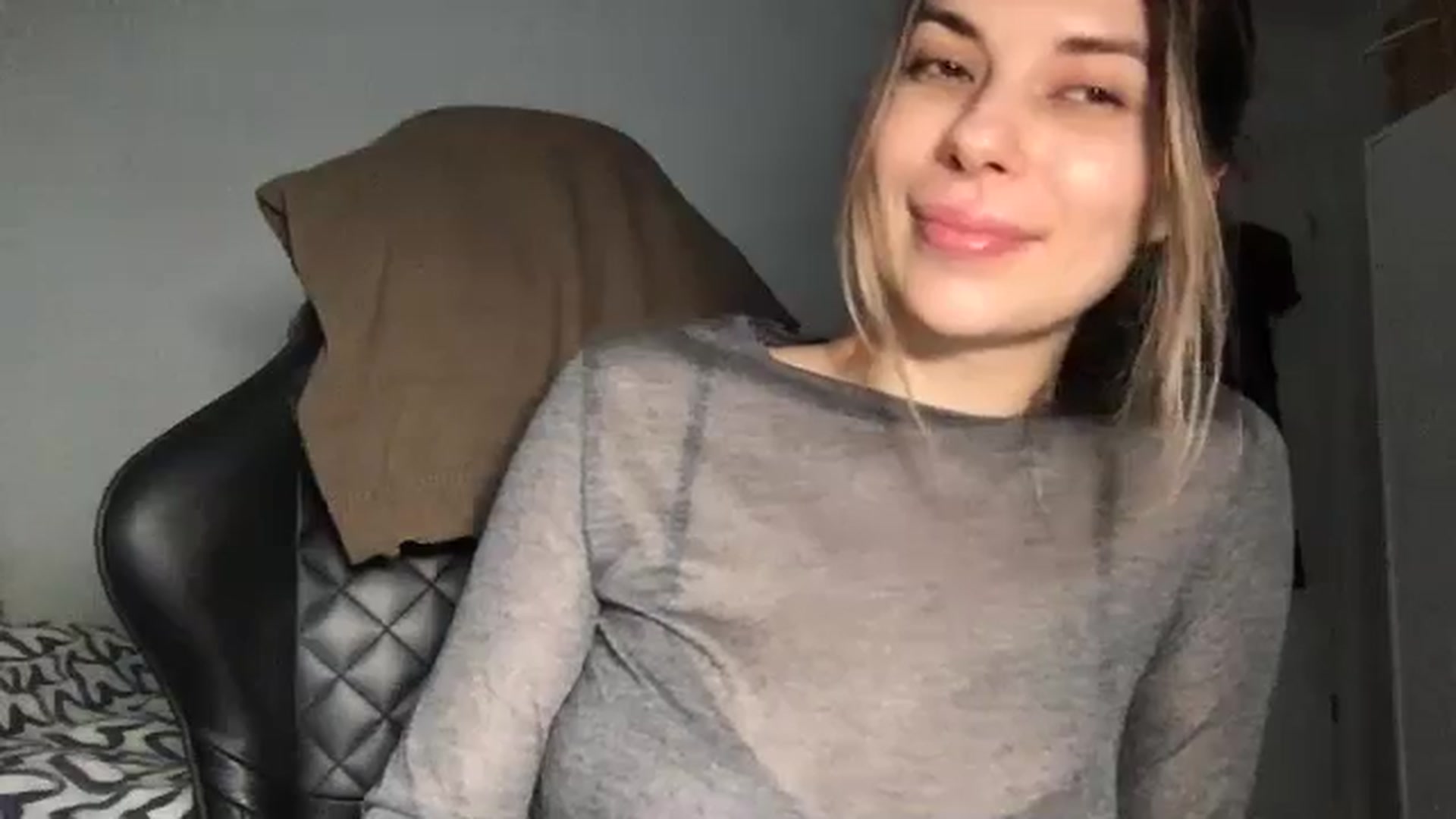 Gallery image thumbnail from neverinmylife's myfreecams stream on, 01/17/2026, 13:46 image 5 of 20