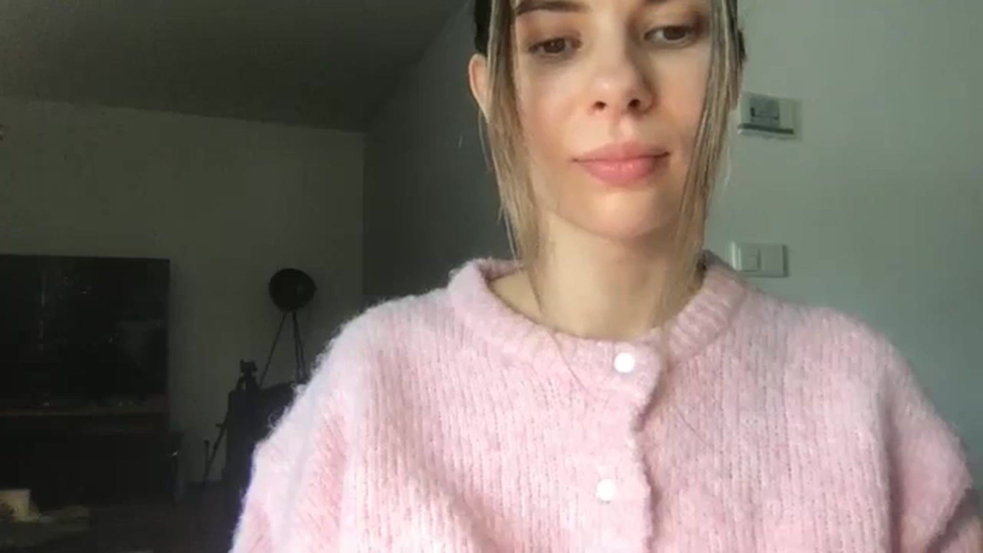 Gallery image thumbnail from neverinmylife's myfreecams stream on, 01/20/2026, 13:29 image 13 of 20