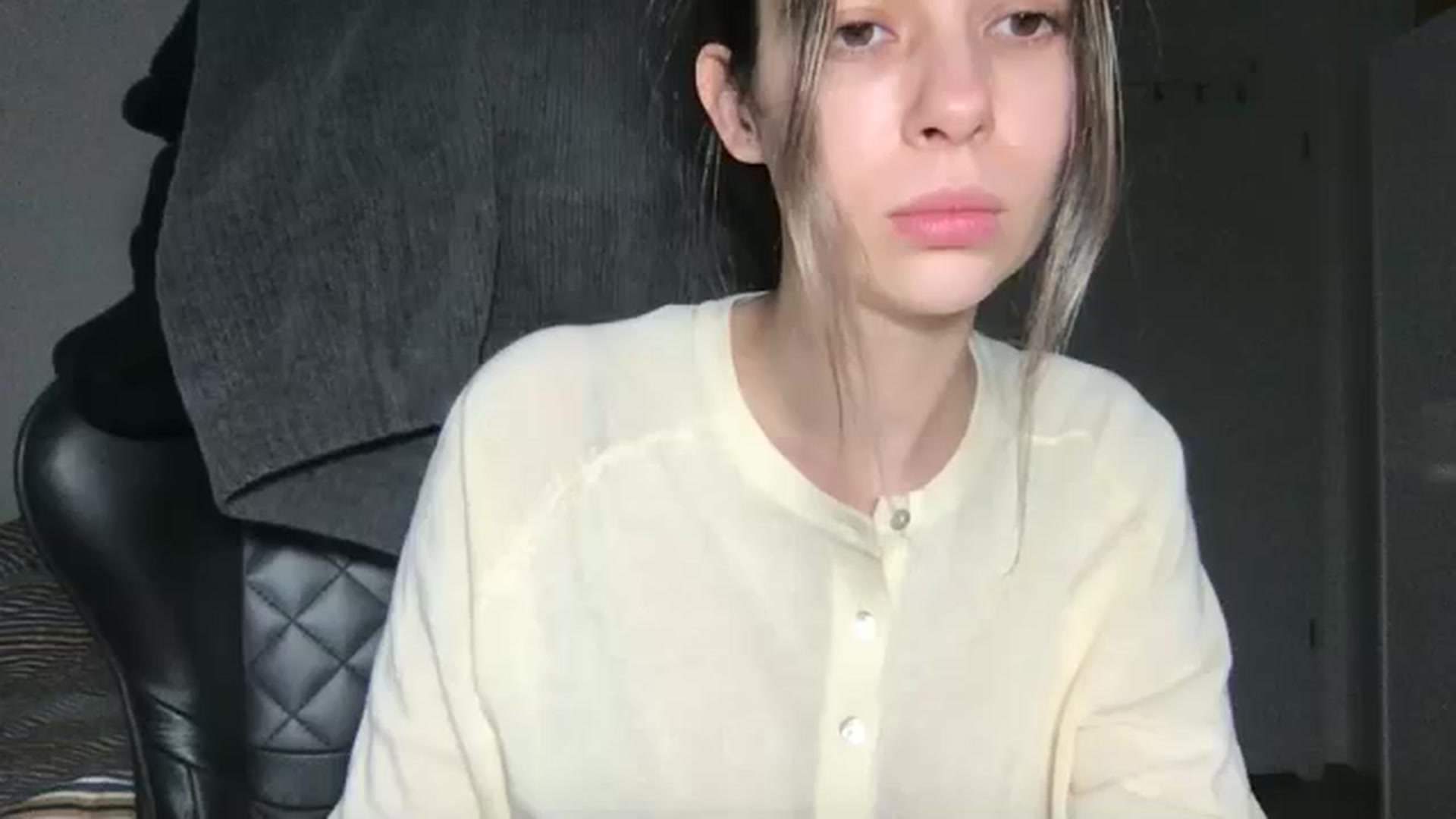Gallery image thumbnail from neverinmylife's myfreecams stream on, 01/22/2026, 14:37 image 4 of 20