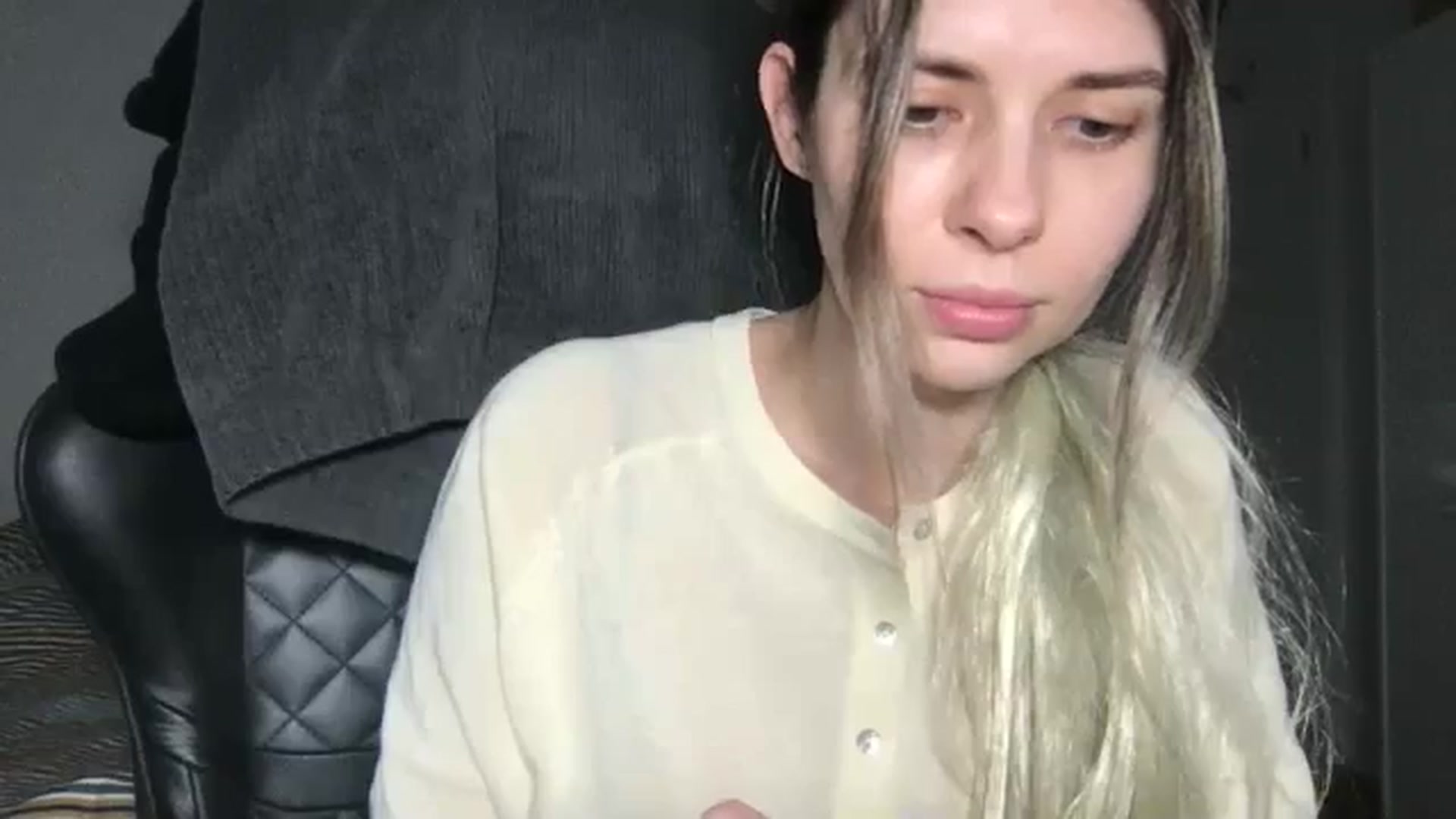 Gallery image thumbnail from neverinmylife's myfreecams stream on, 01/22/2026, 14:37 image 20 of 20