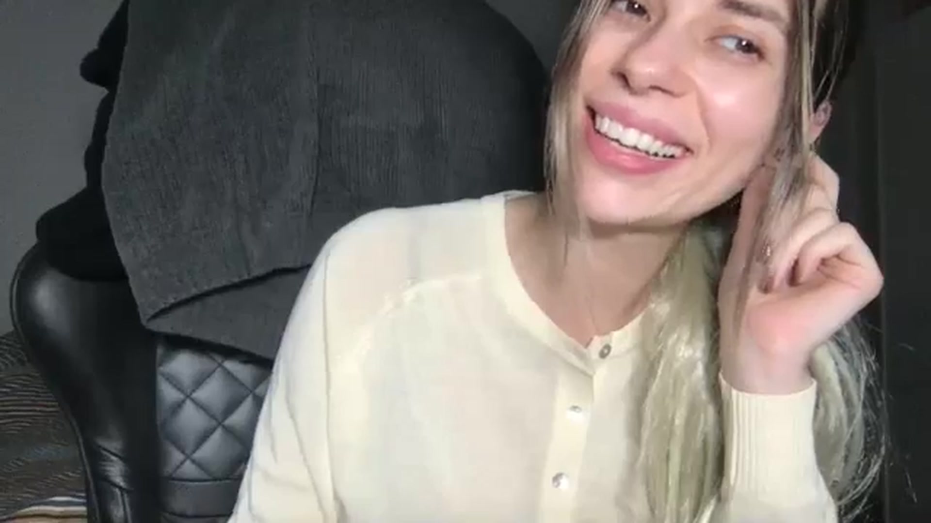 Gallery image thumbnail from neverinmylife's myfreecams stream on, 01/22/2026, 14:37 image 16 of 20