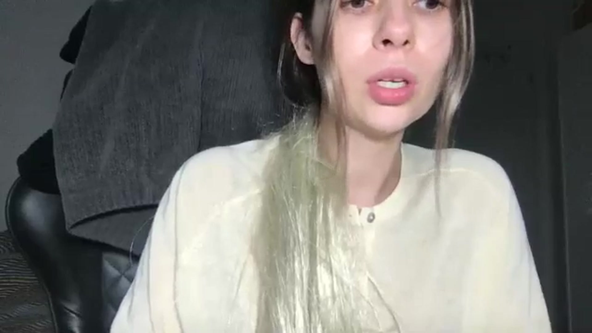 Gallery image thumbnail from neverinmylife's myfreecams stream on, 01/22/2026, 15:11 image 3 of 20