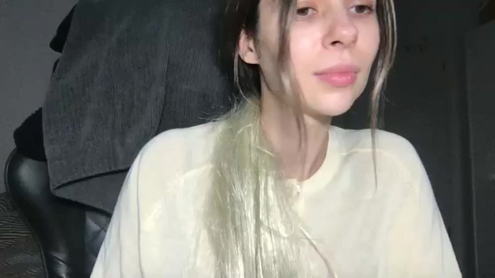 Gallery image thumbnail from neverinmylife's myfreecams stream on, 01/22/2026, 15:11 image 8 of 20