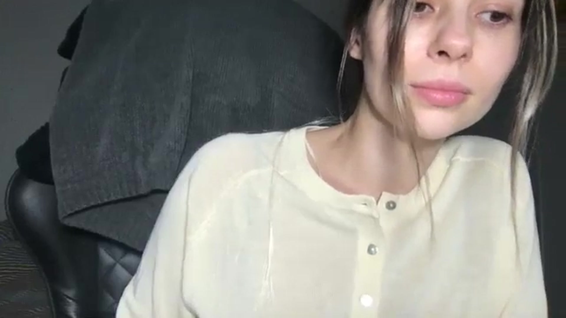 Gallery image thumbnail from neverinmylife's myfreecams stream on, 01/22/2026, 15:11 image 17 of 20