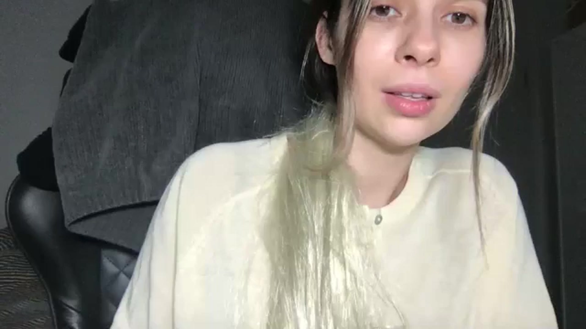 Gallery image thumbnail from neverinmylife's myfreecams stream on, 01/22/2026, 15:11 image 5 of 20
