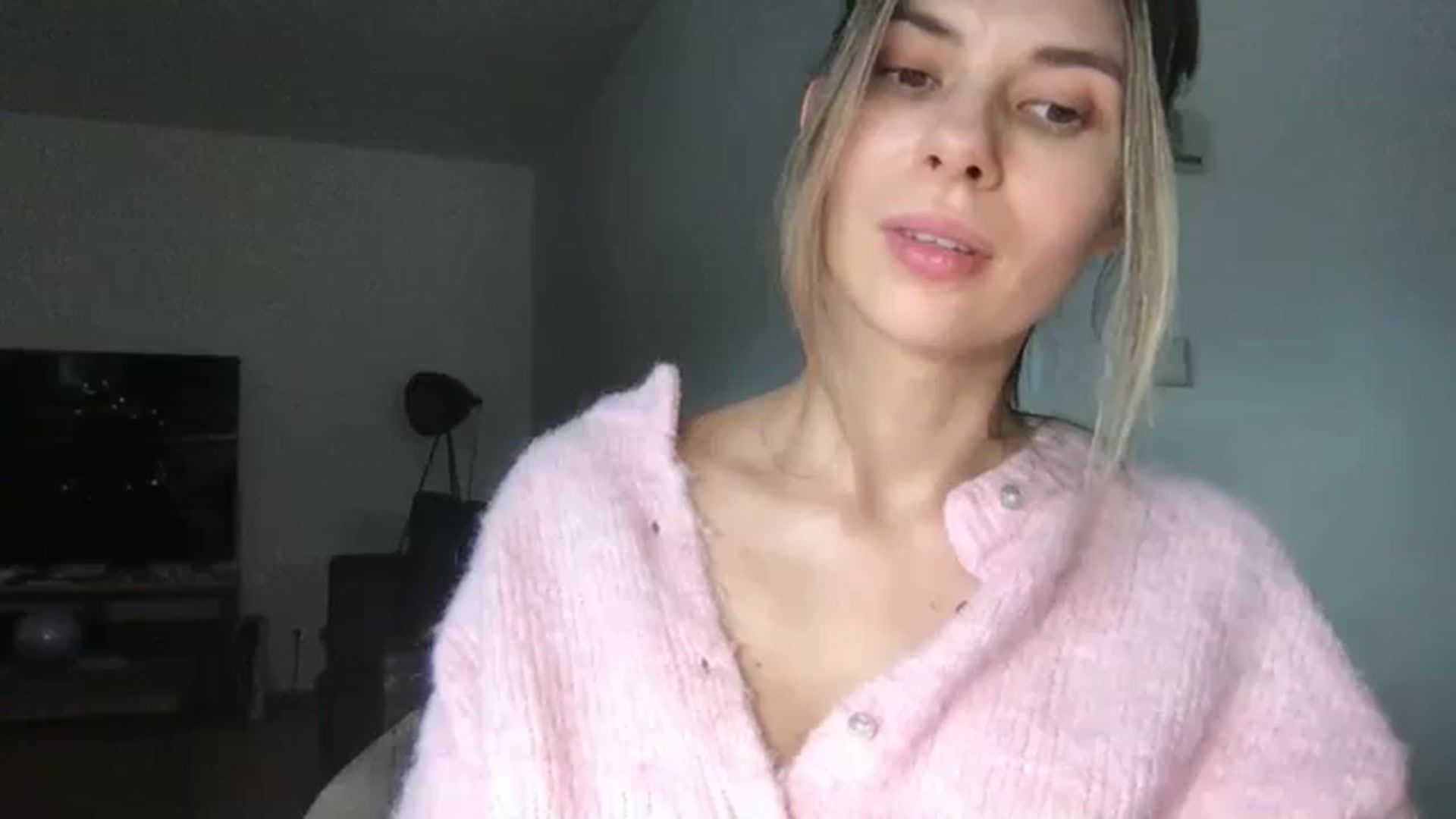 Gallery image thumbnail from neverinmylife's myfreecams stream on, 01/30/2026, 14:58 image 16 of 20