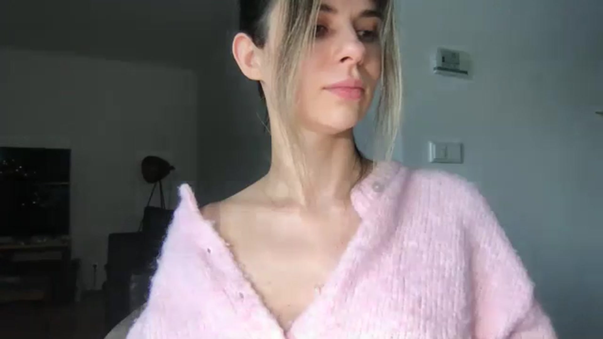 Gallery image thumbnail from neverinmylife's myfreecams stream on, 01/30/2026, 14:58 image 19 of 20