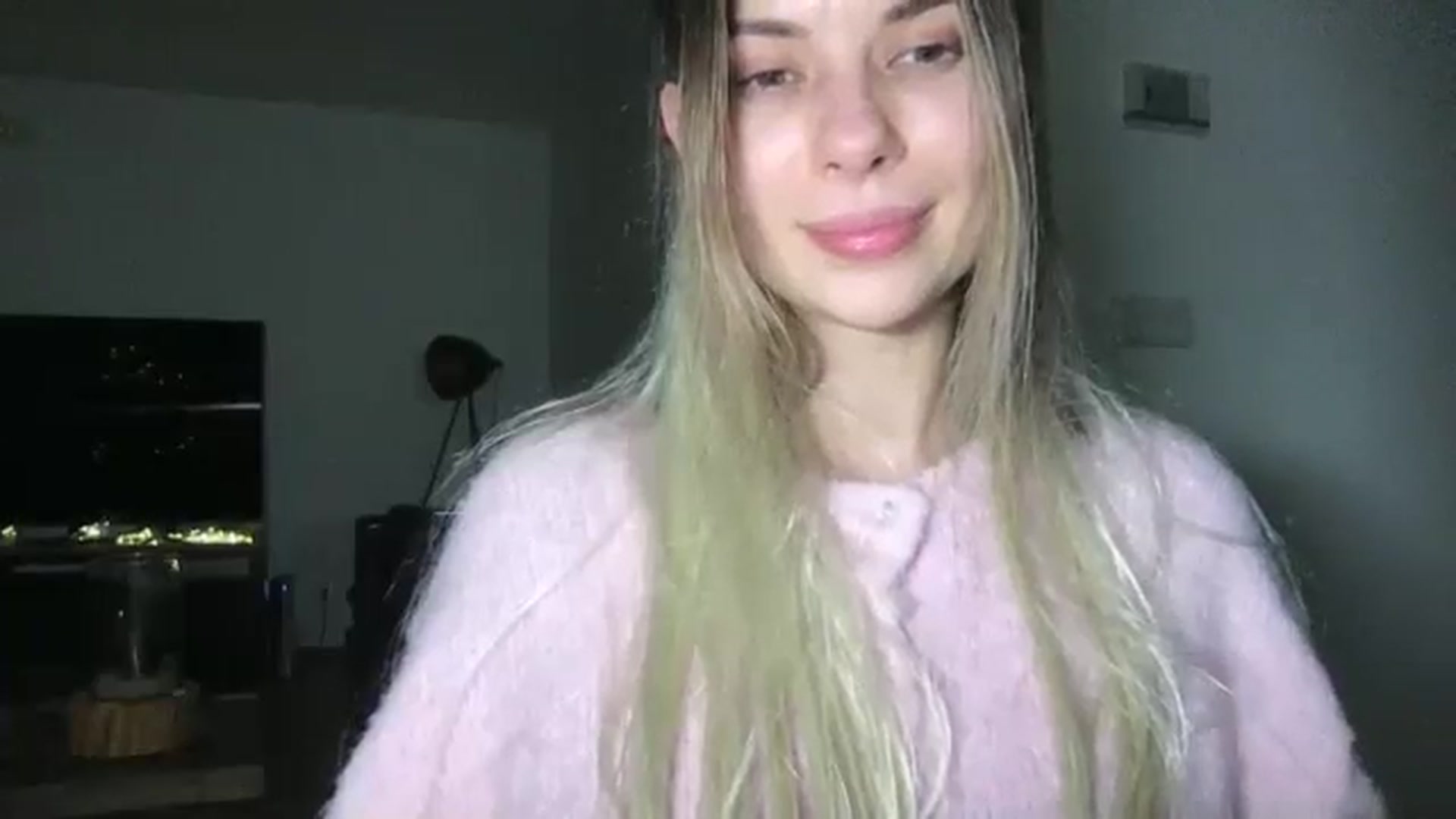 Gallery image thumbnail from neverinmylife's myfreecams stream on, 01/31/2026, 17:36 image 12 of 20