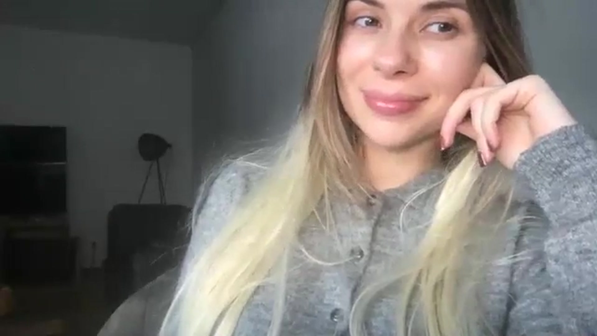 Gallery image thumbnail from neverinmylife's myfreecams stream on, 02/03/2026, 12:42 image 3 of 20