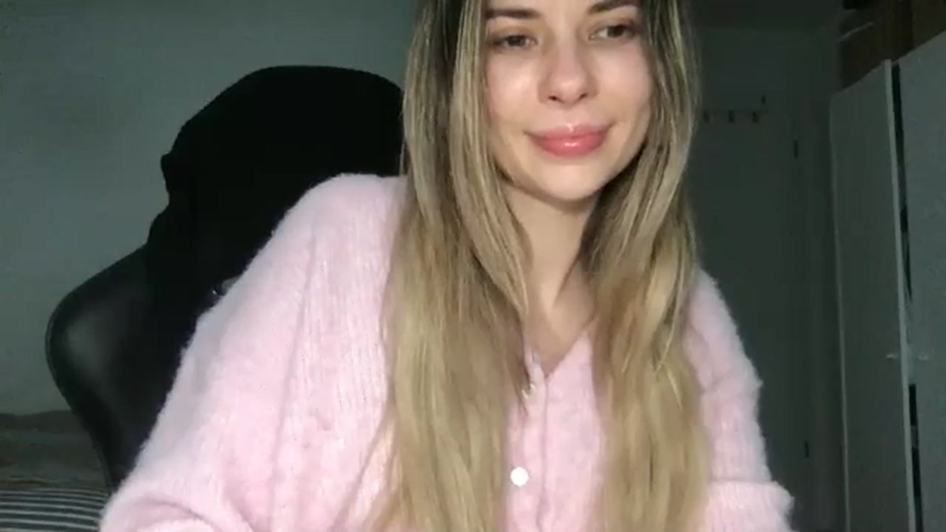 Gallery image thumbnail from neverinmylife's myfreecams stream on, 02/14/2026, 11:47 image 13 of 20