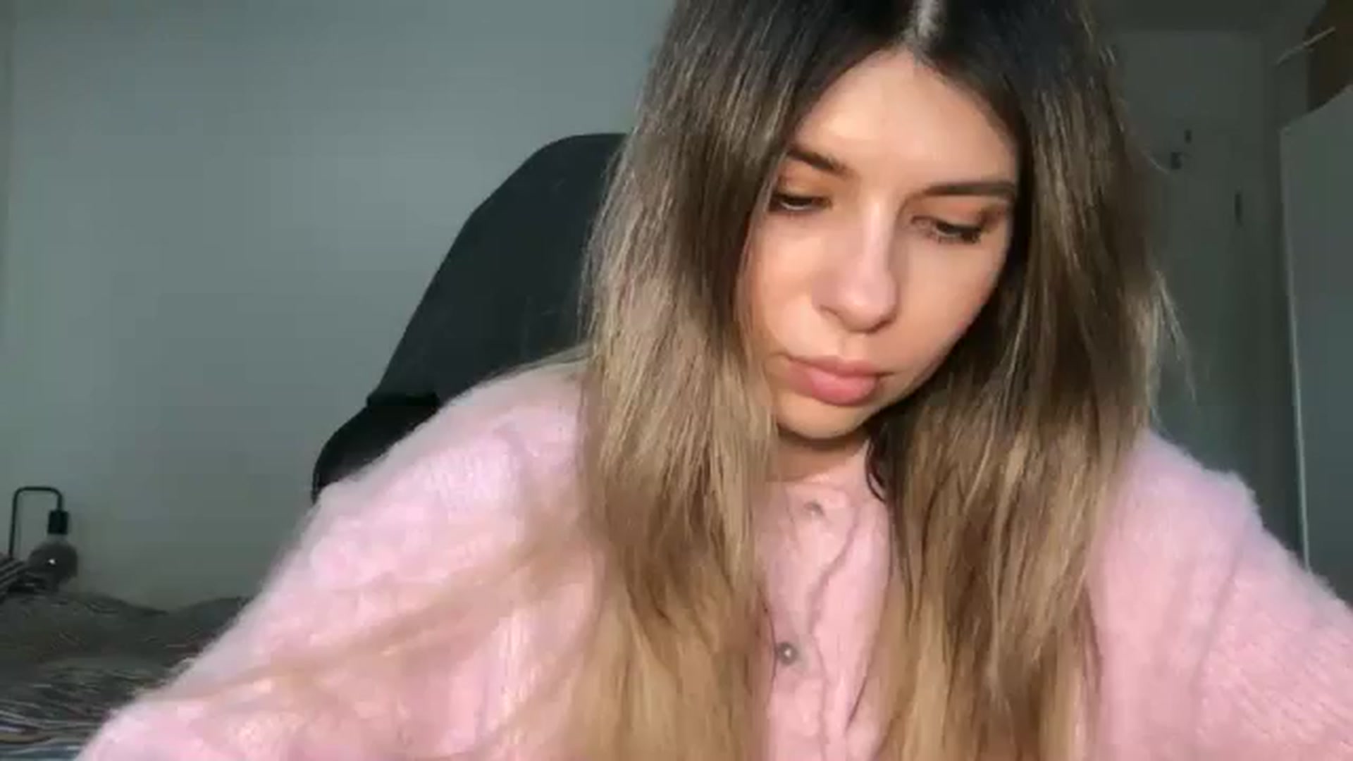 Gallery image thumbnail from neverinmylife's myfreecams stream on, 02/18/2026, 12:58 image 5 of 20