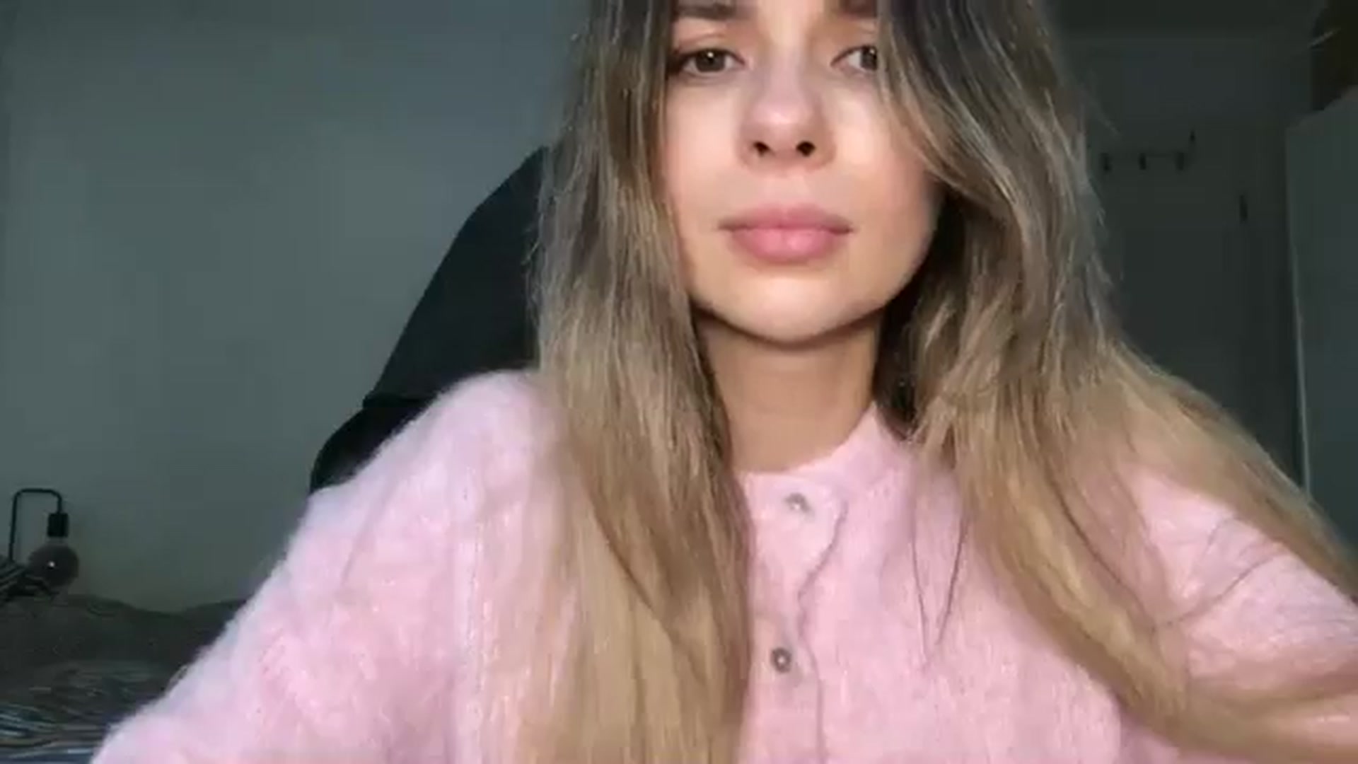 Gallery image thumbnail from neverinmylife's myfreecams stream on, 02/18/2026, 12:58 image 17 of 20