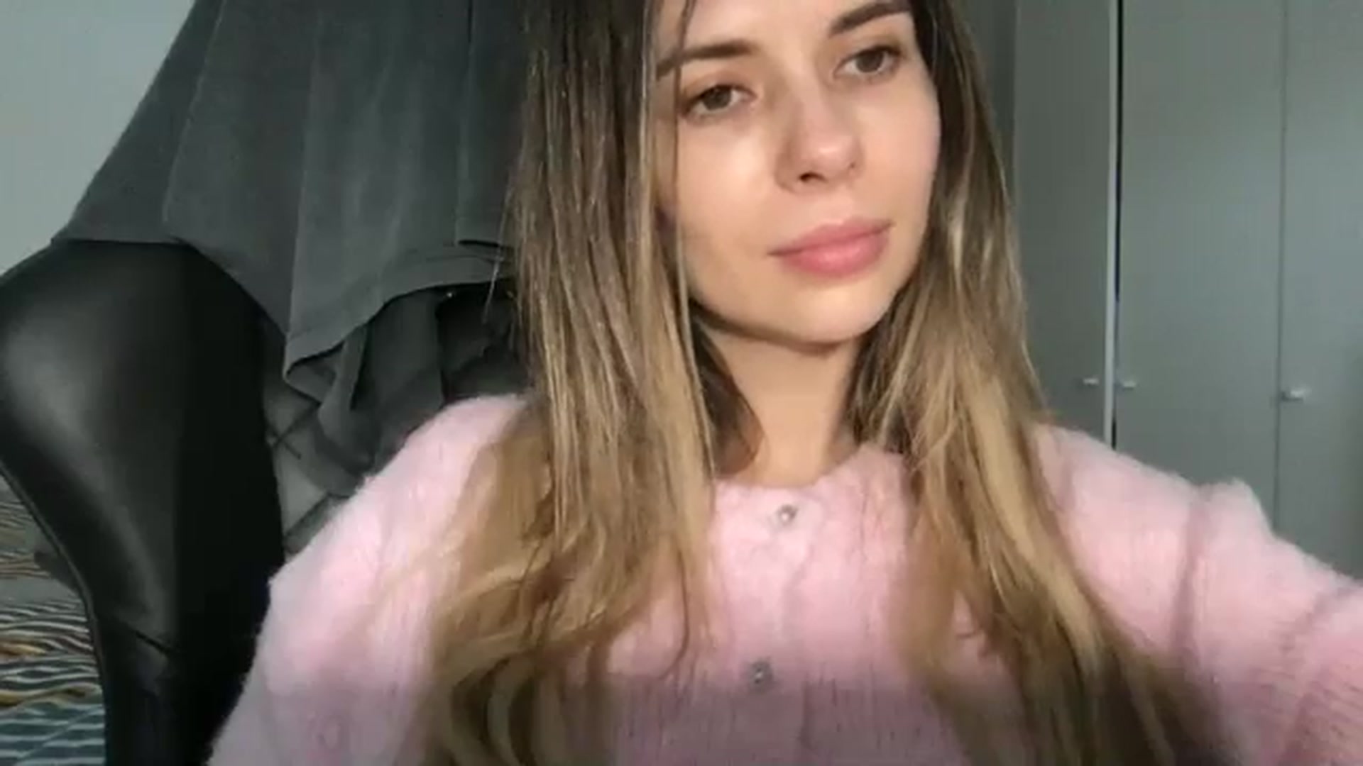 Gallery image thumbnail from neverinmylife's myfreecams stream on, 02/20/2026, 14:55 image 8 of 20