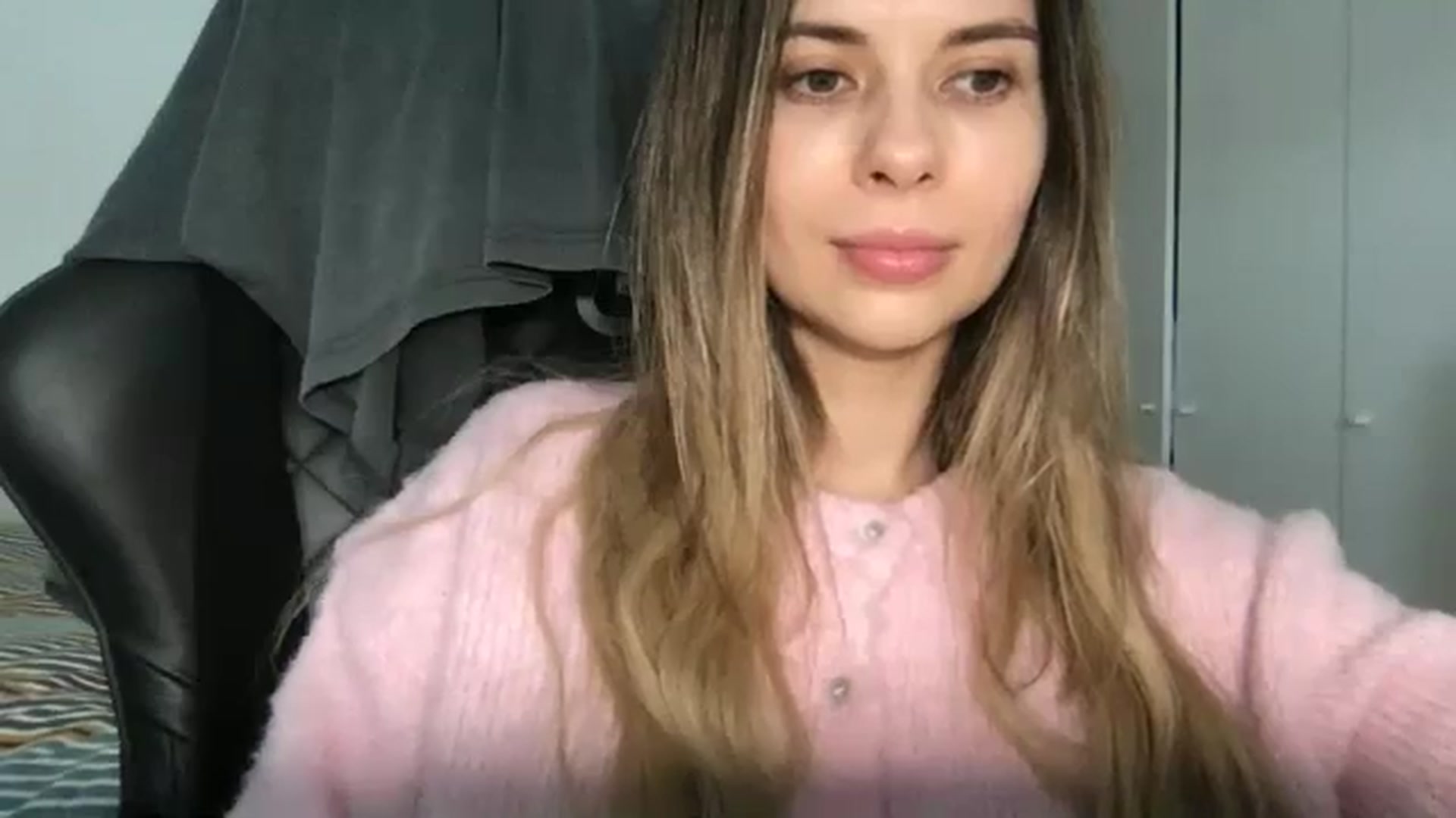 Gallery image thumbnail from neverinmylife's myfreecams stream on, 02/20/2026, 14:55 image 4 of 20