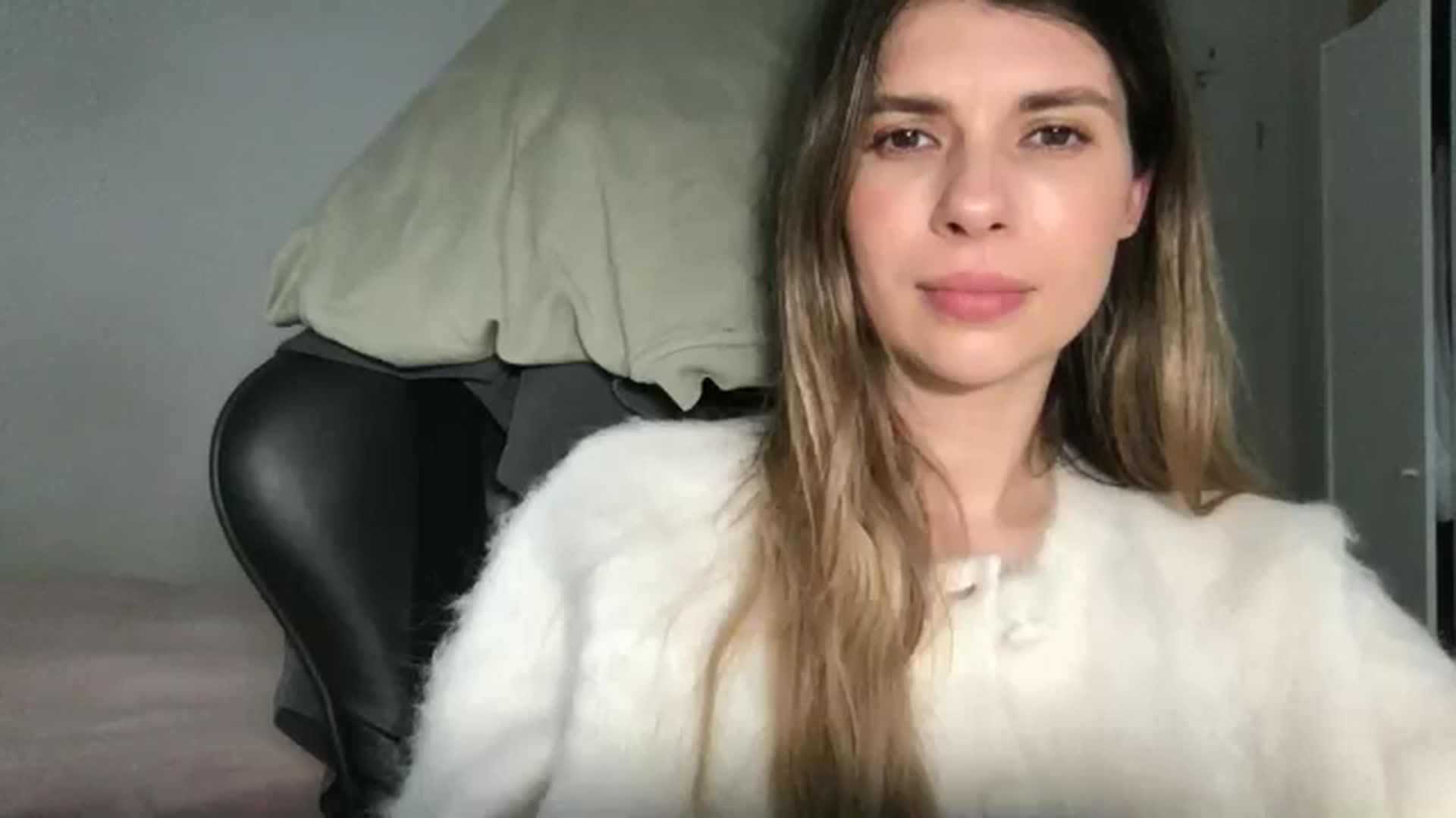 Gallery image thumbnail from neverinmylife's myfreecams stream on, 02/25/2026, 13:38 image 4 of 20