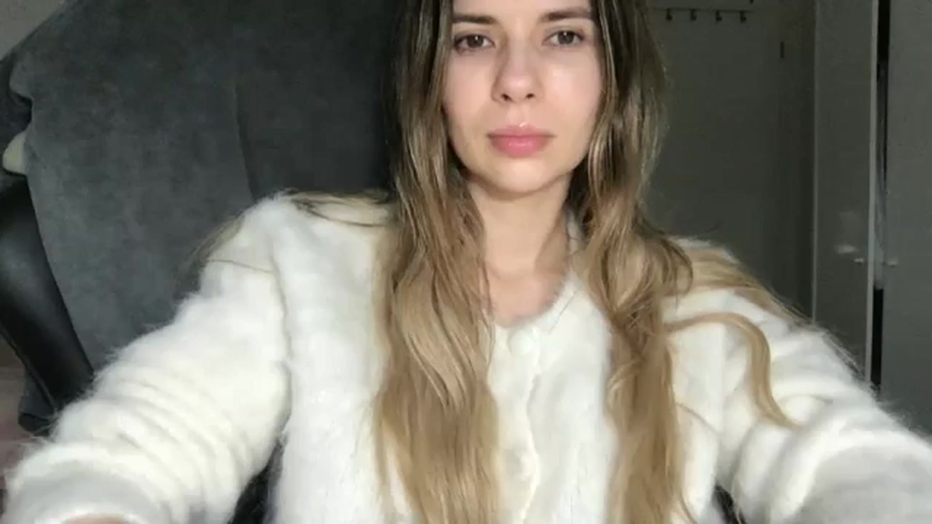 Gallery image thumbnail from neverinmylife's myfreecams stream on, 02/26/2026, 10:56 image 4 of 20