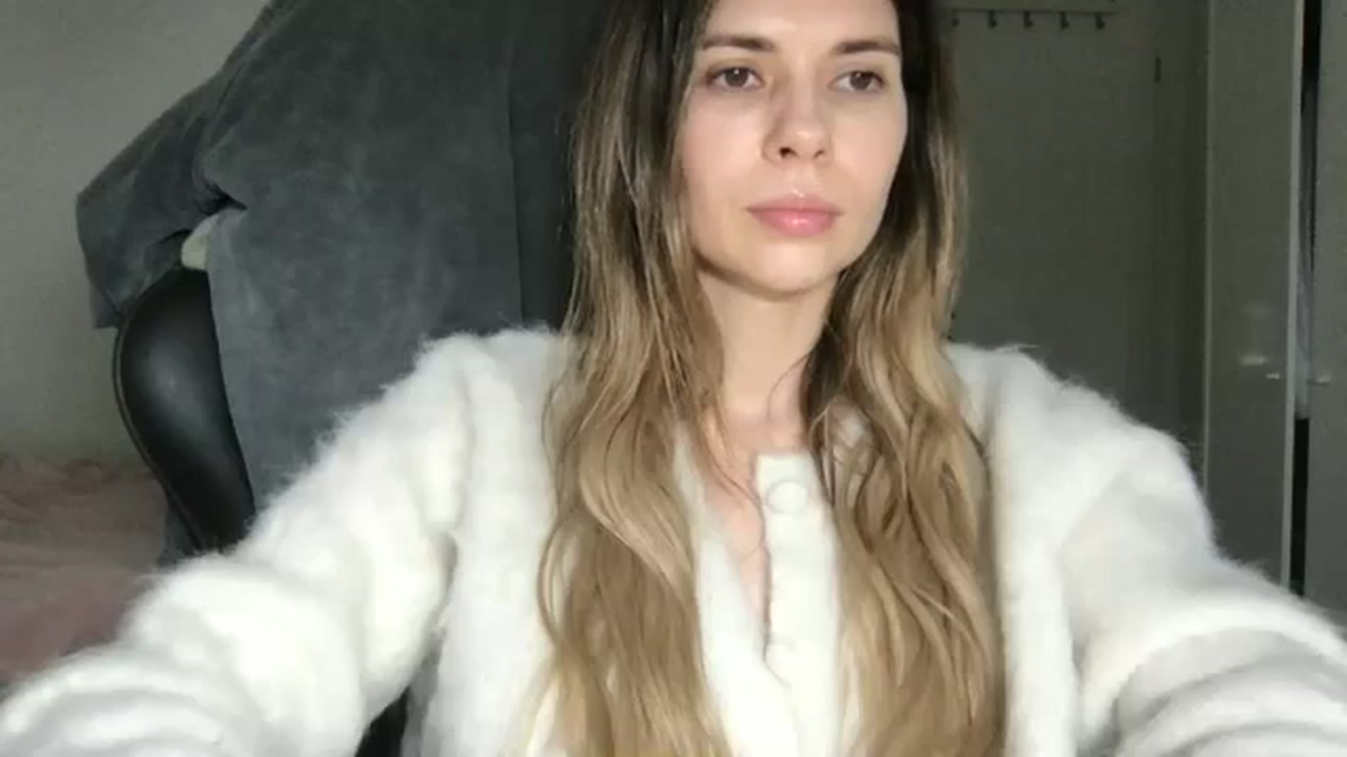 Gallery image thumbnail from neverinmylife's myfreecams stream on, 02/26/2026, 11:12 image 6 of 20