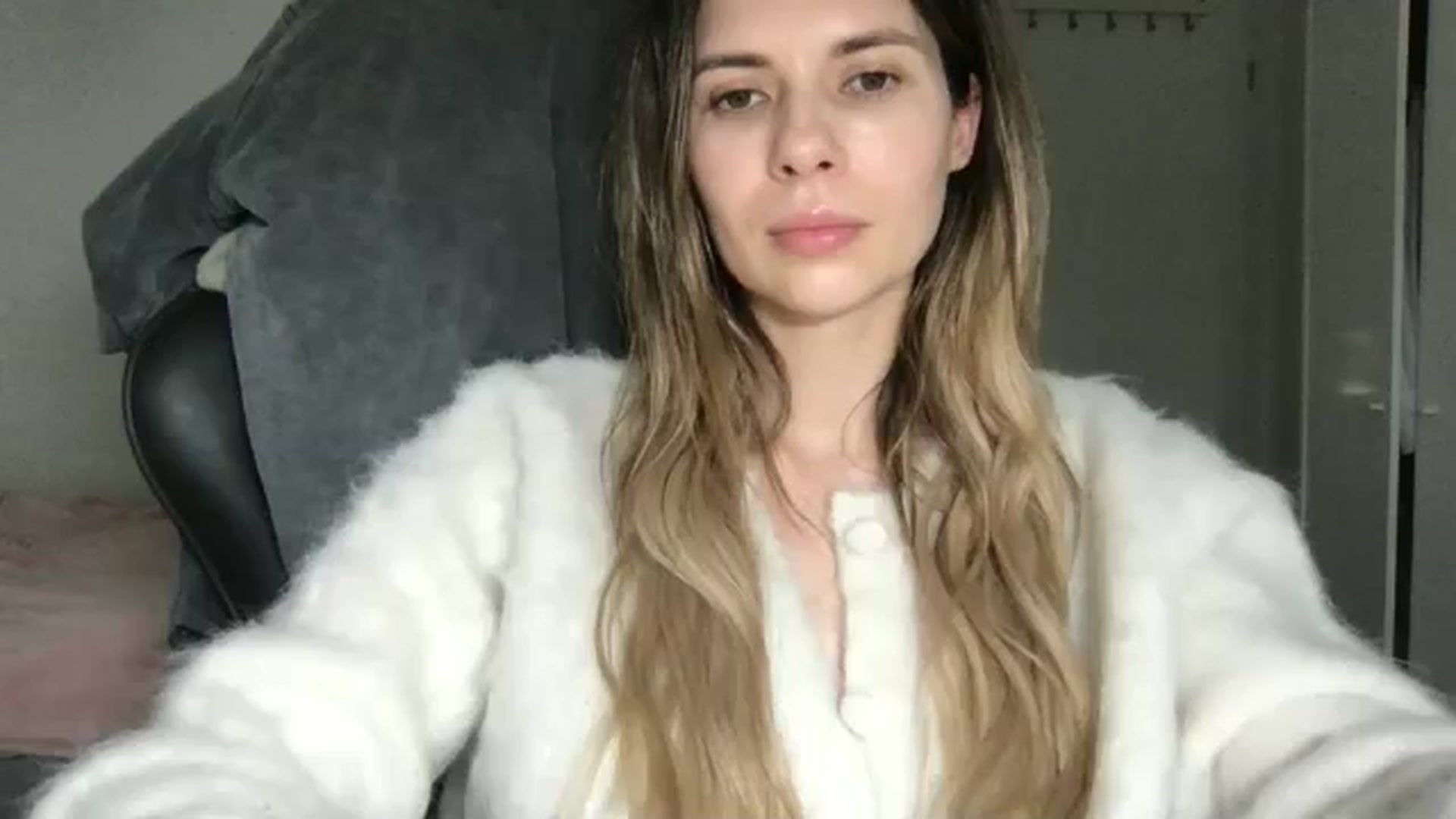 Gallery image thumbnail from neverinmylife's myfreecams stream on, 02/26/2026, 11:12 image 5 of 20