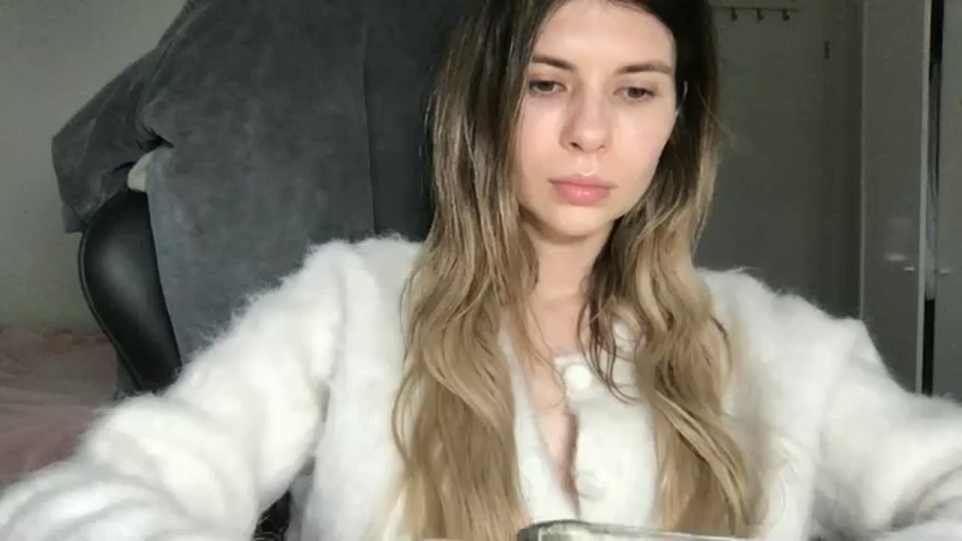 Gallery image thumbnail from neverinmylife's myfreecams stream on, 02/26/2026, 11:12 image 18 of 20
