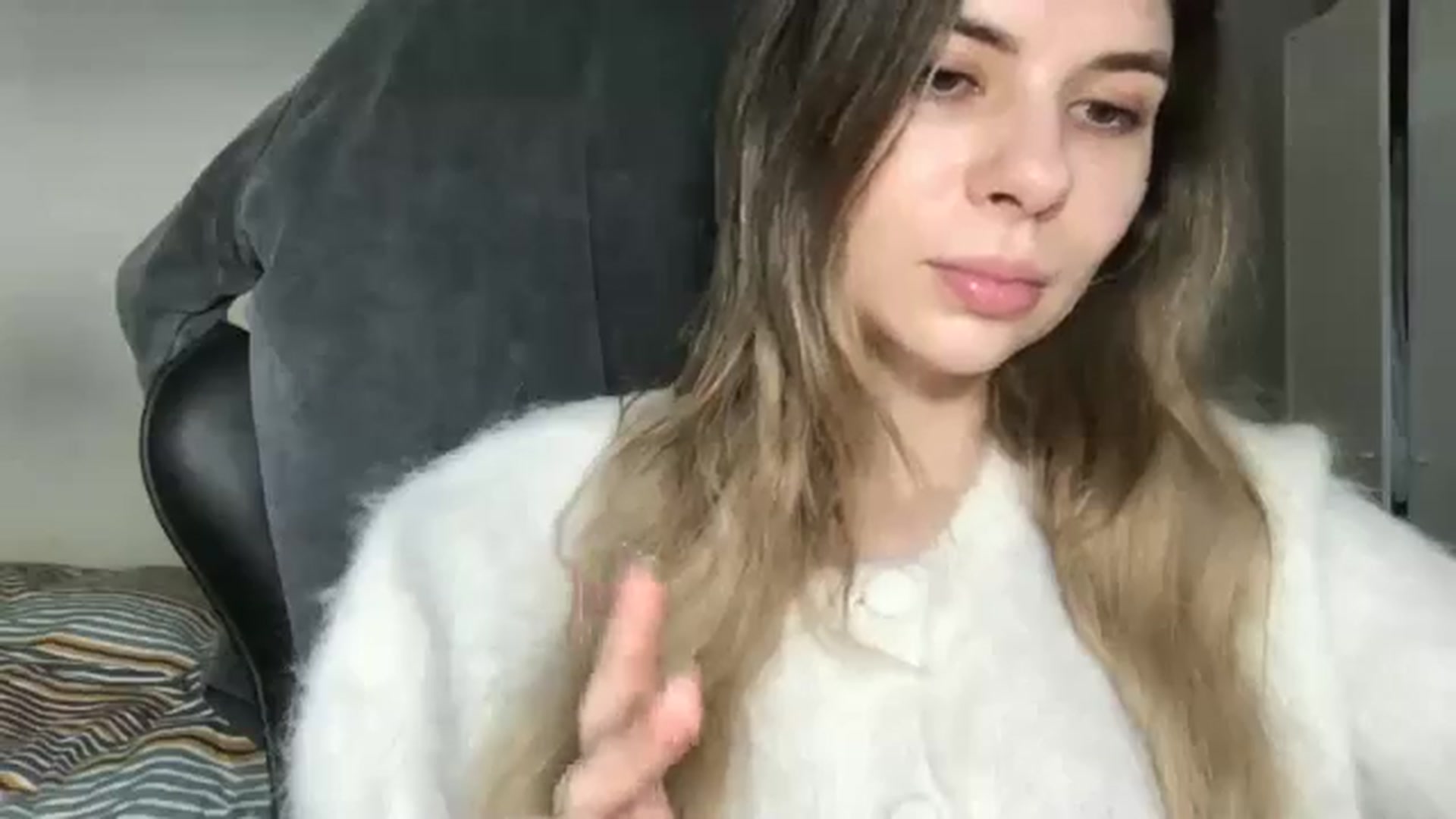 Gallery image thumbnail from neverinmylife's myfreecams stream on, 02/28/2026, 12:41 image 3 of 20
