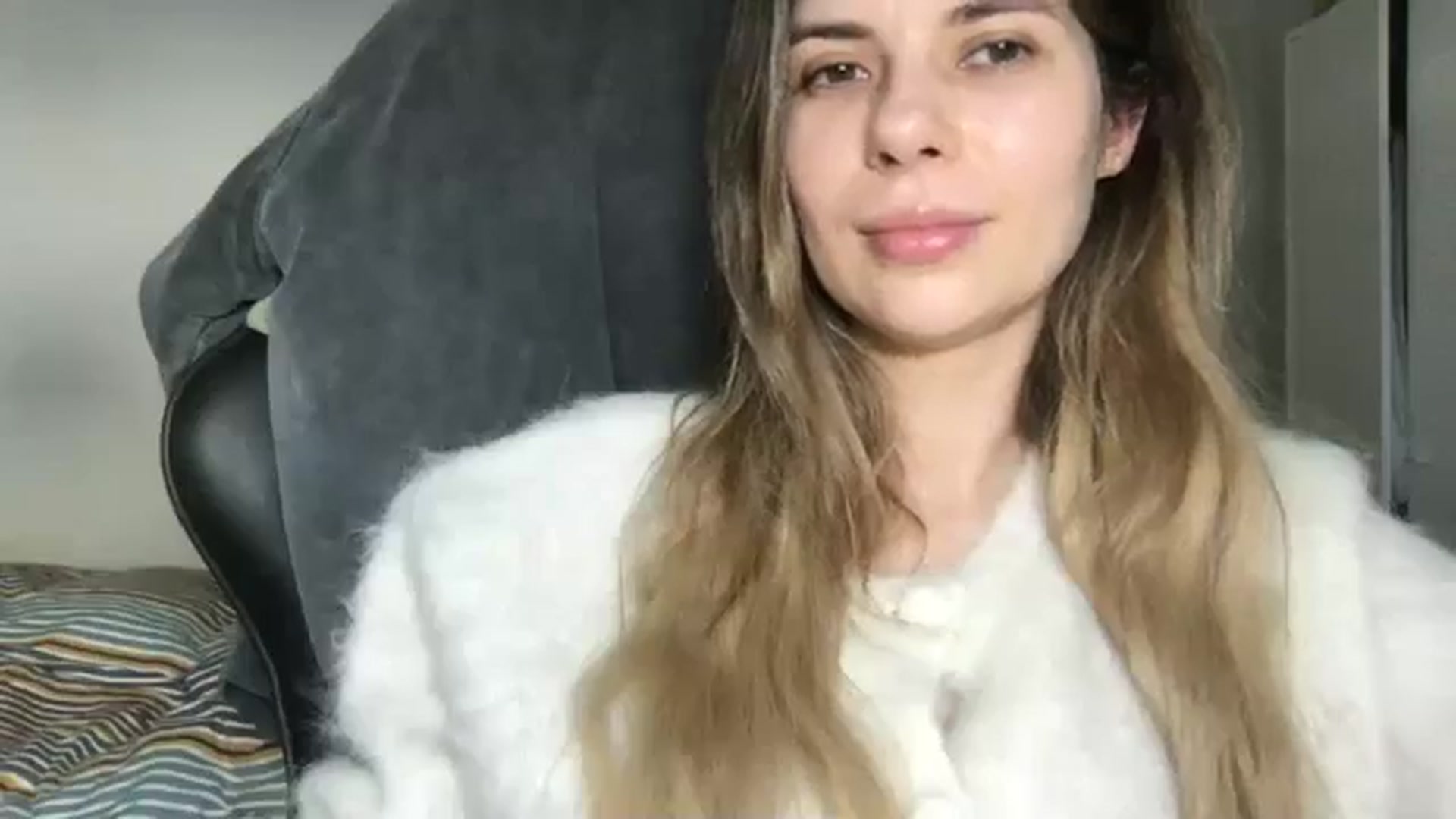 Gallery image thumbnail from neverinmylife's myfreecams stream on, 02/28/2026, 12:41 image 6 of 20
