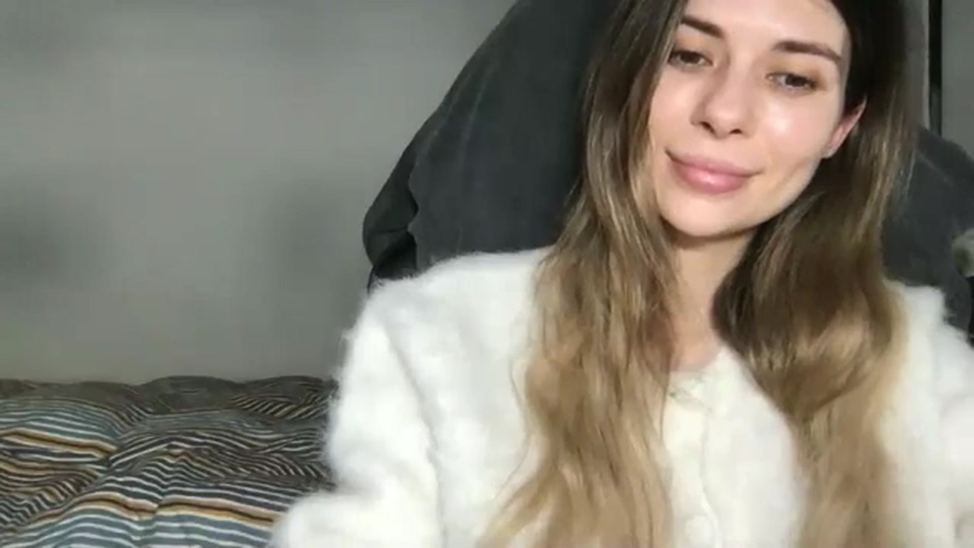 Gallery image thumbnail from neverinmylife's myfreecams stream on, 02/28/2026, 13:18 image 2 of 20
