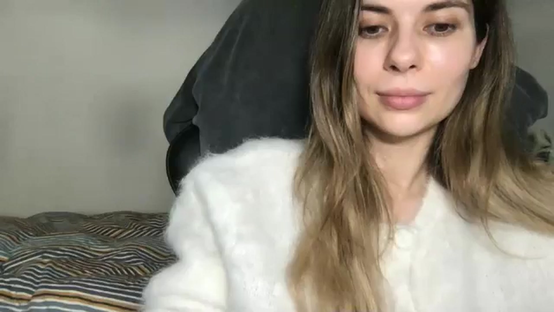 Gallery image thumbnail from neverinmylife's myfreecams stream on, 02/28/2026, 13:18 image 13 of 20