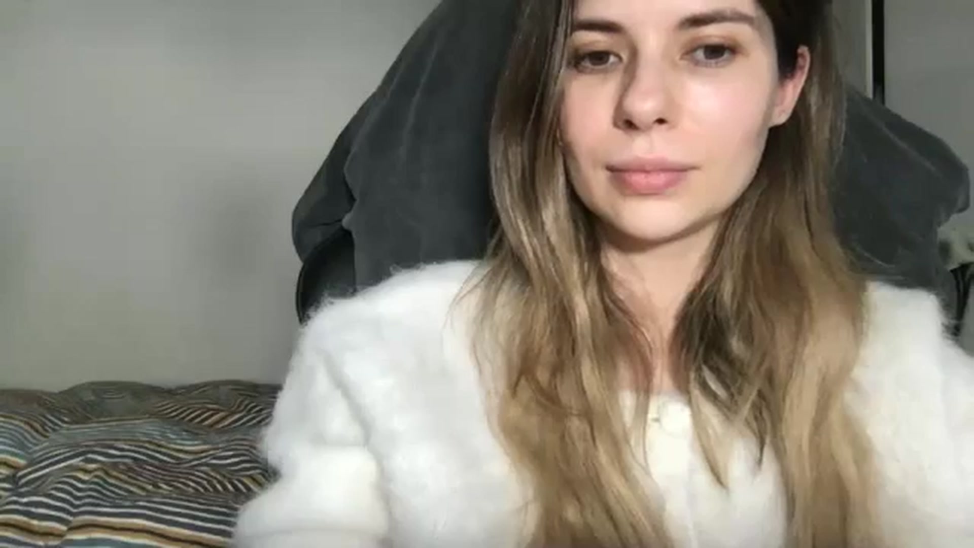 Gallery image thumbnail from neverinmylife's myfreecams stream on, 02/28/2026, 13:18 image 7 of 20