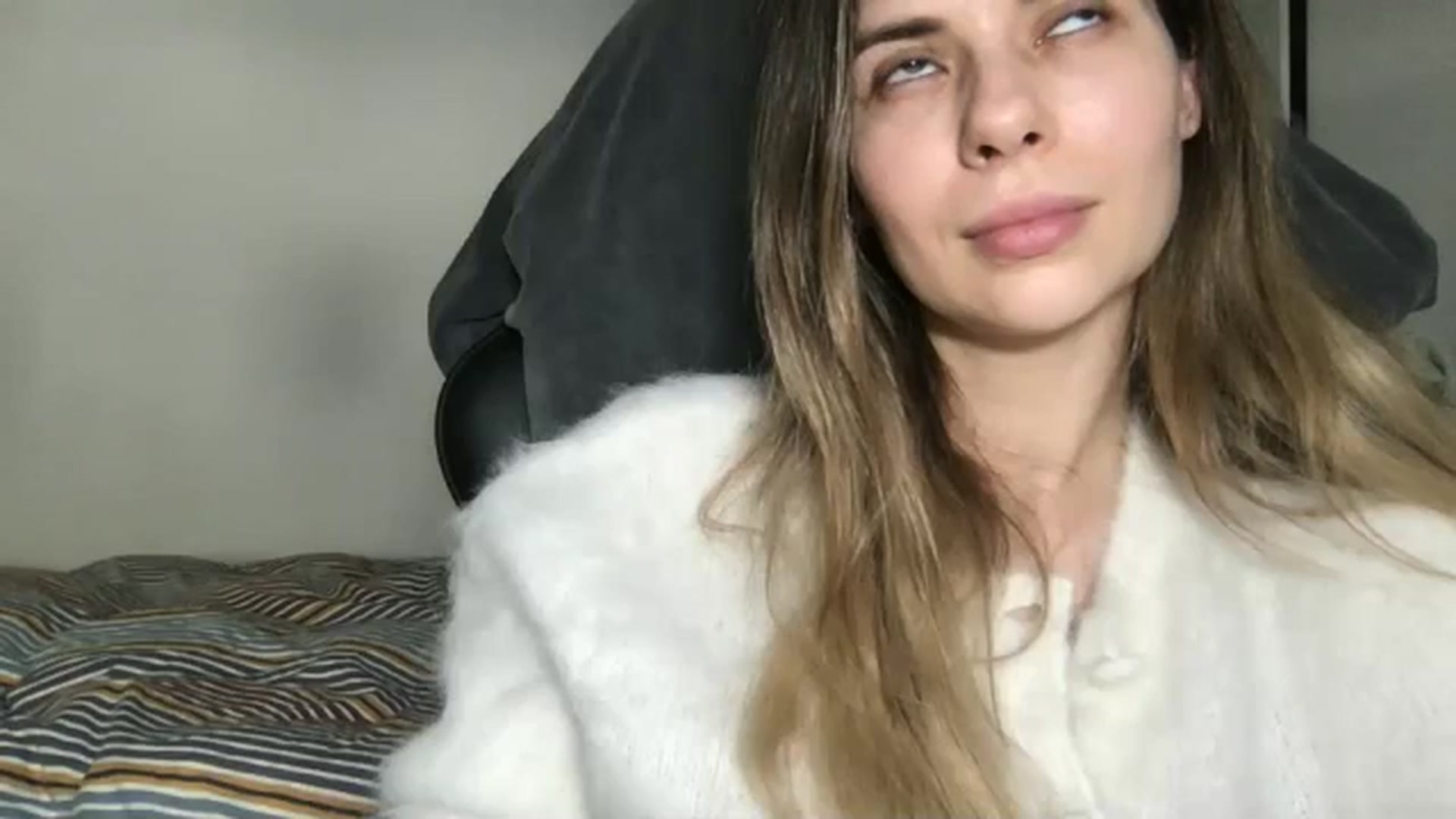Gallery image thumbnail from neverinmylife's myfreecams stream on, 02/28/2026, 13:18 image 15 of 20