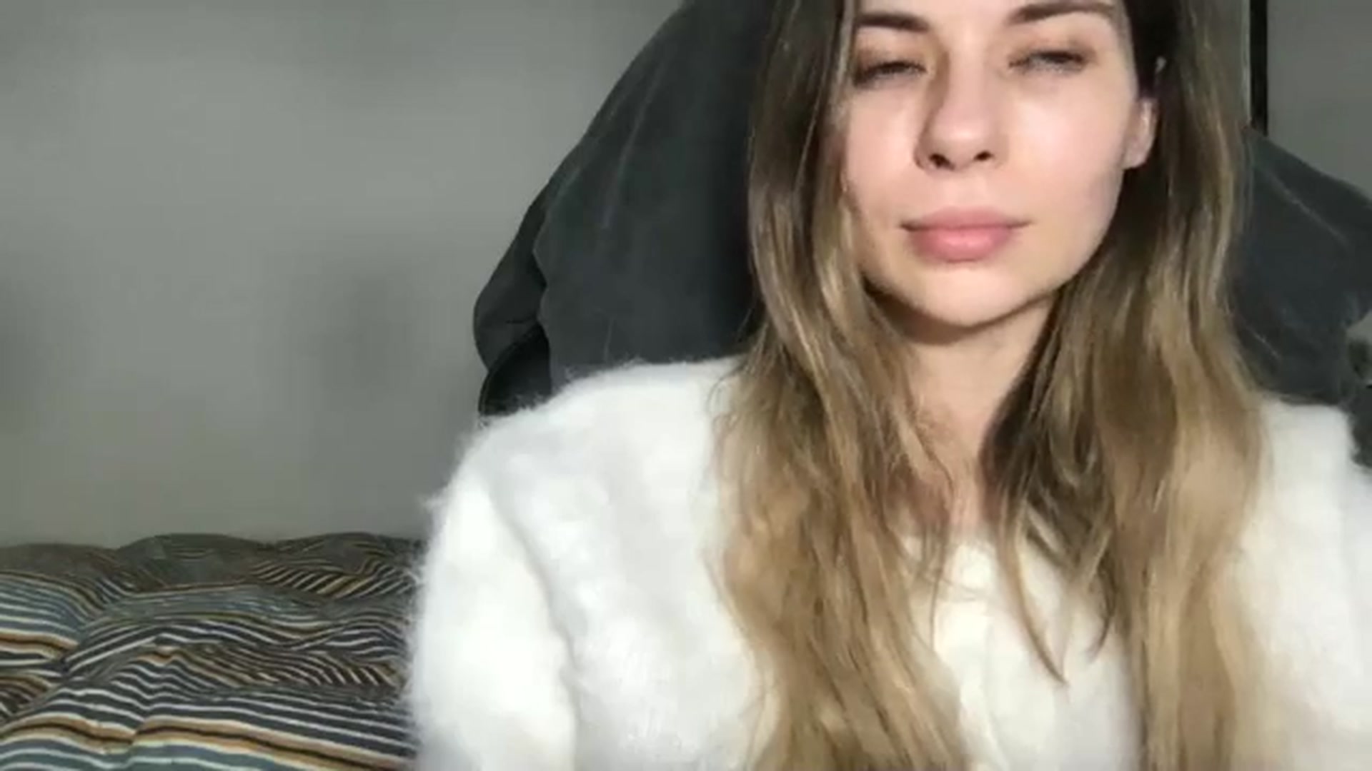 Gallery image thumbnail from neverinmylife's myfreecams stream on, 02/28/2026, 13:18 image 5 of 20