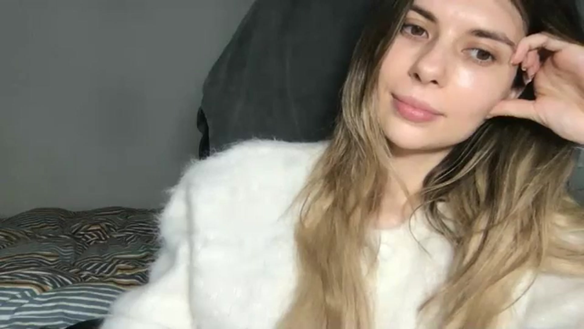 Gallery image thumbnail from neverinmylife's myfreecams stream on, 02/28/2026, 14:26 image 10 of 20