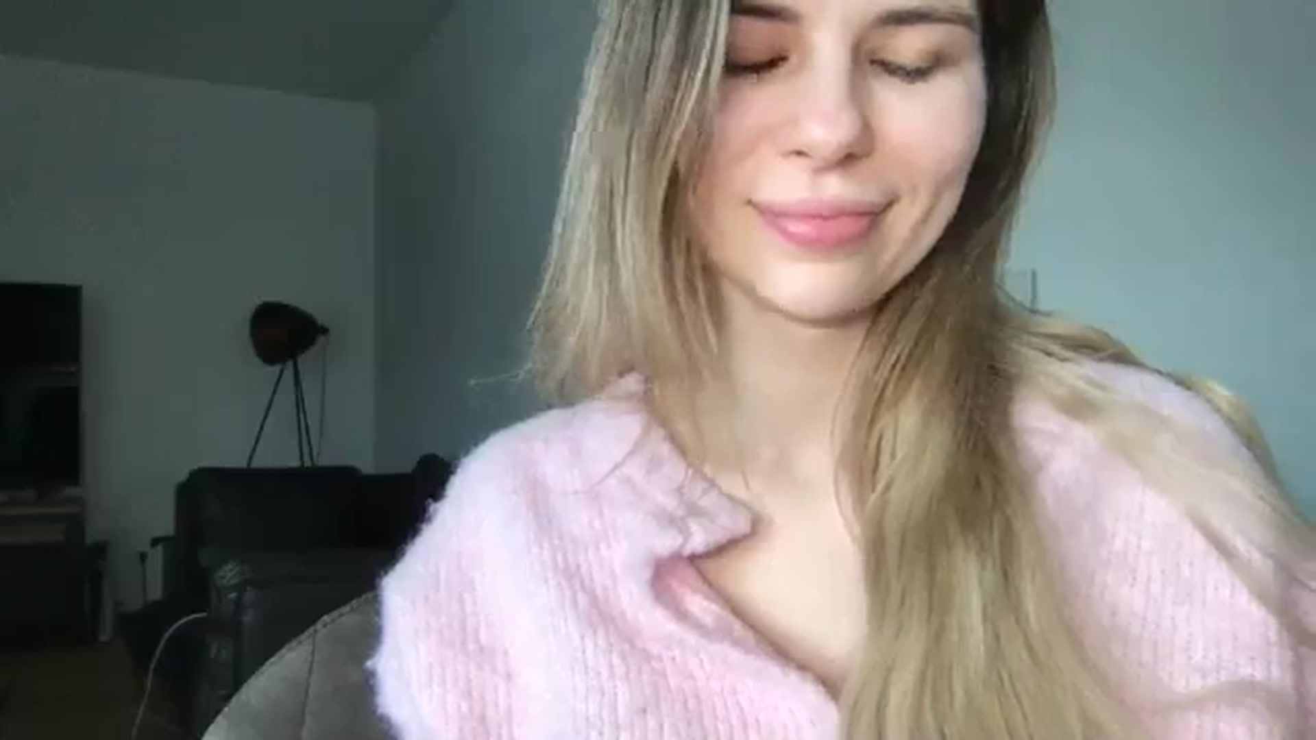 Gallery image thumbnail from neverinmylife's myfreecams stream on, 03/01/2026, 14:04 image 19 of 20