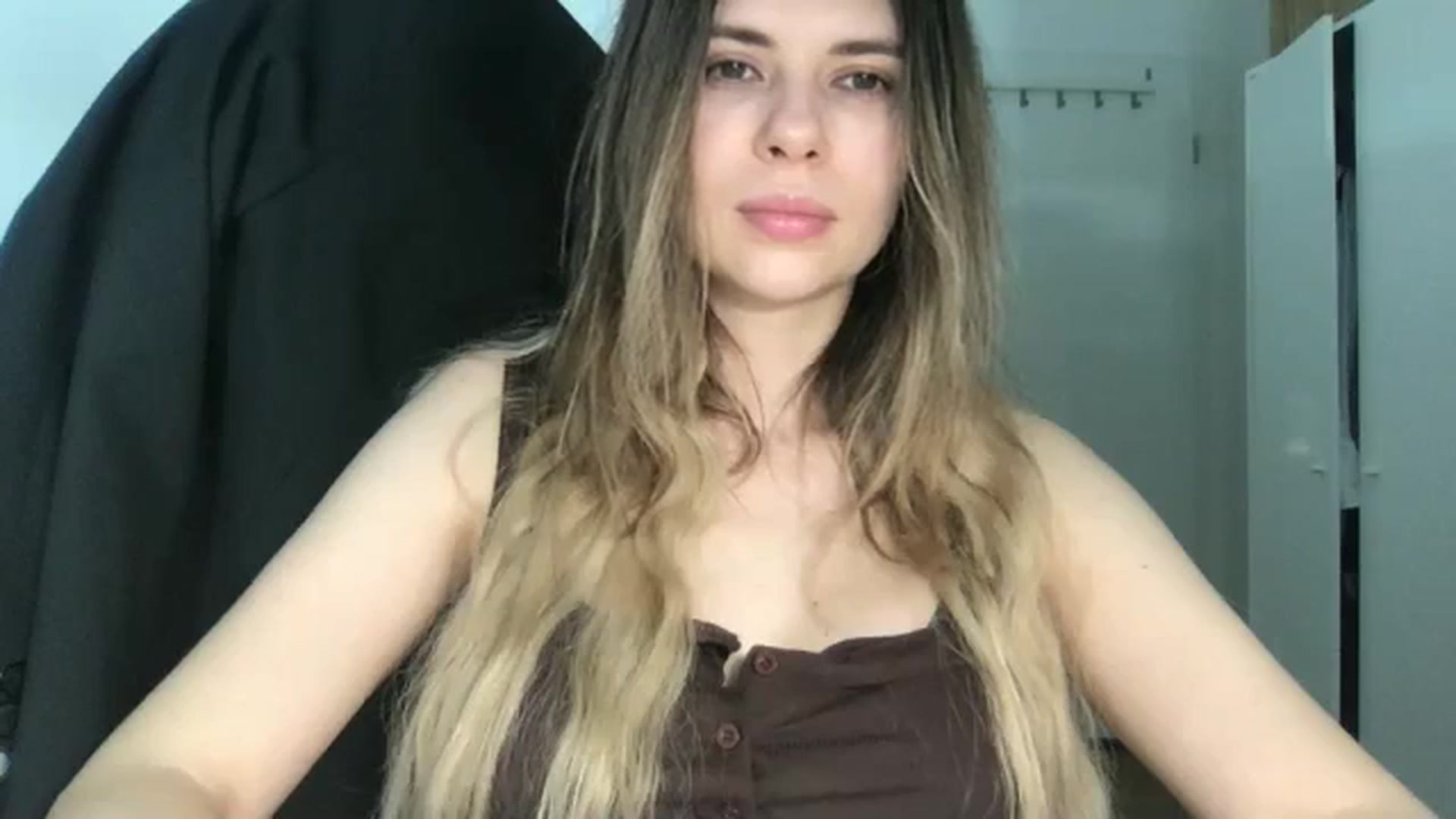 Gallery image thumbnail from neverinmylife's myfreecams stream on, 03/11/2026, 10:57 image 10 of 20