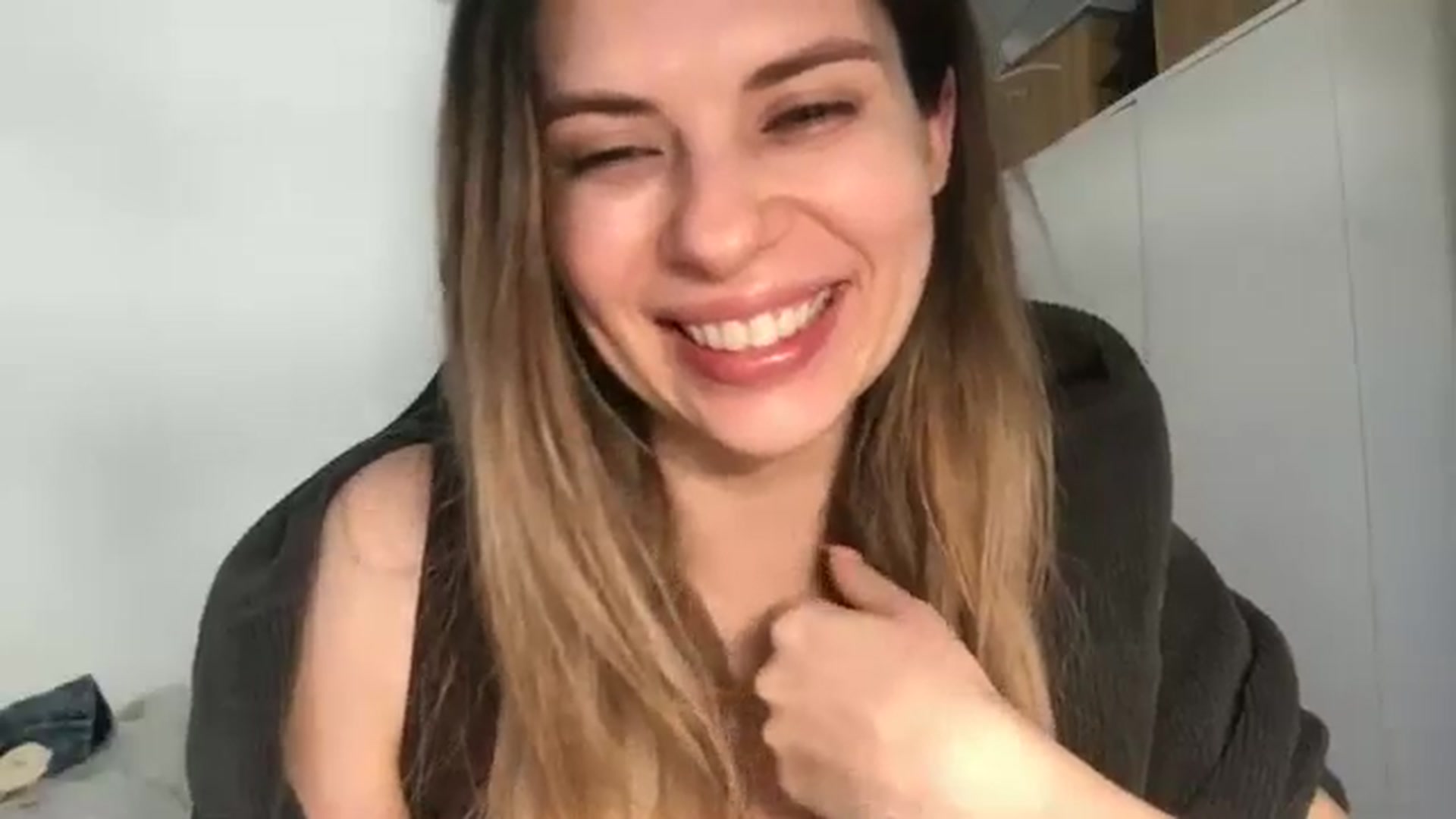 Gallery image thumbnail from neverinmylife's myfreecams stream on, 03/18/2026, 14:27 image 2 of 20