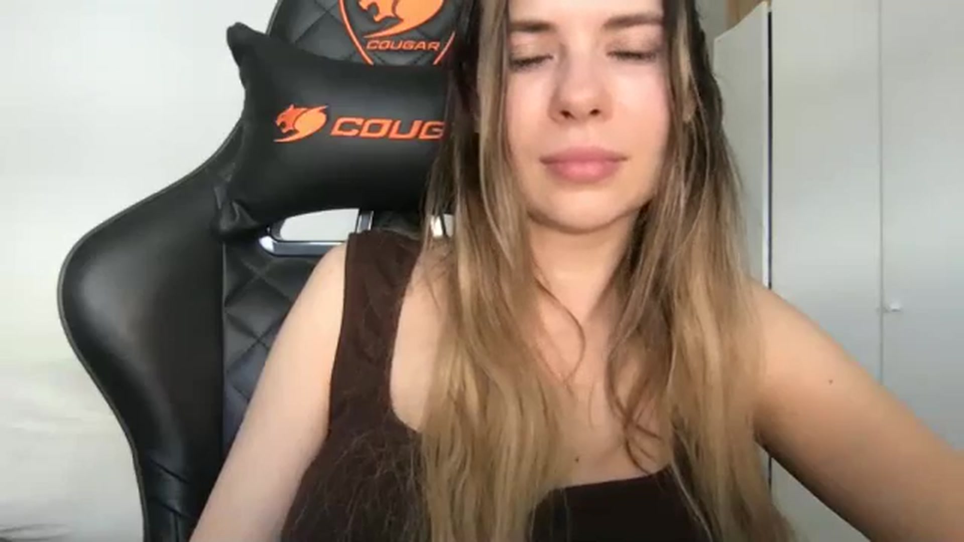 Gallery image thumbnail from neverinmylife's myfreecams stream on, 03/26/2026, 13:39 image 19 of 20