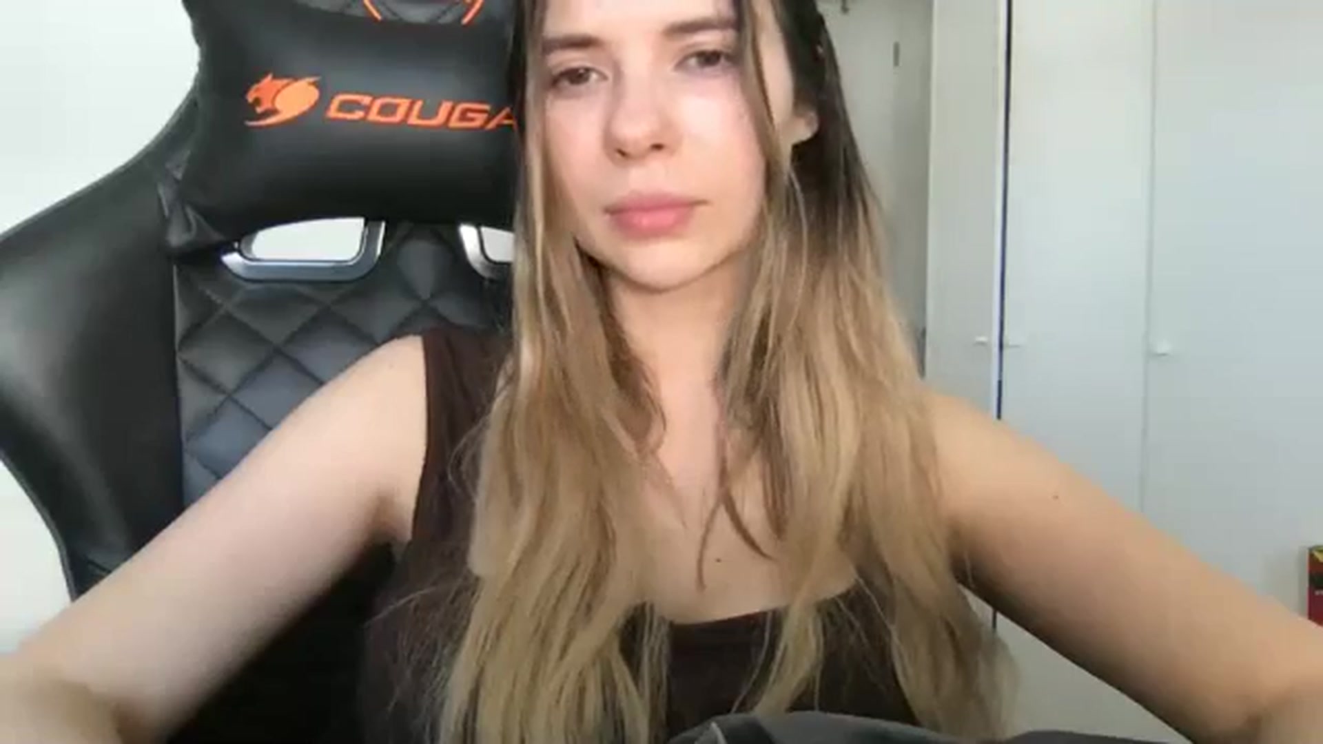 Gallery image thumbnail from neverinmylife's myfreecams stream on, 03/26/2026, 15:05 image 9 of 20
