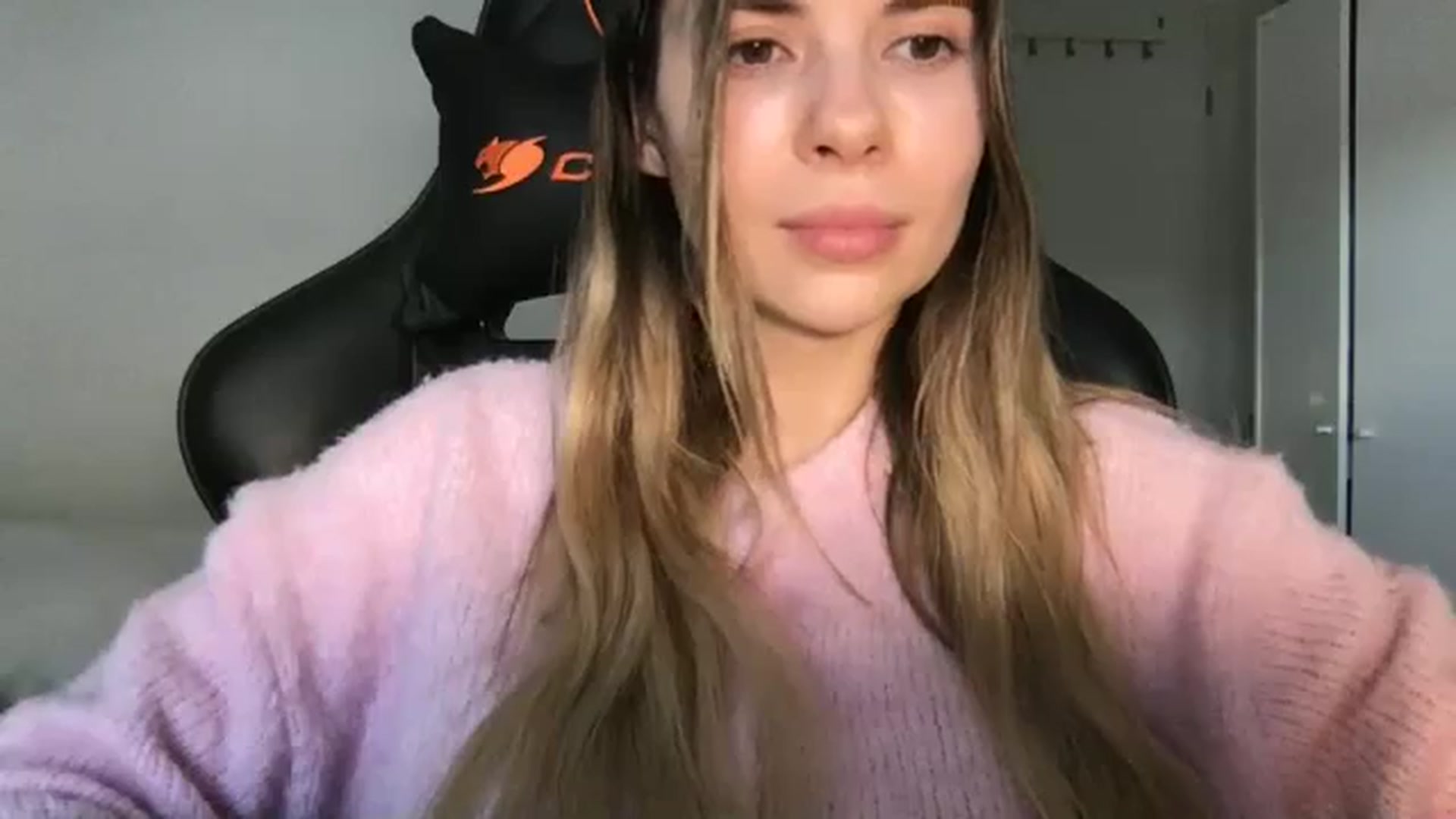Gallery image thumbnail from neverinmylife's myfreecams stream on, 03/26/2026, 15:05 image 12 of 20