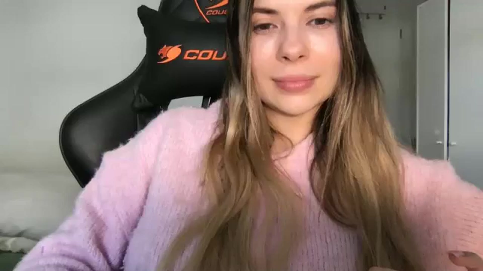 Gallery image thumbnail from neverinmylife's myfreecams stream on, 03/26/2026, 15:05 image 13 of 20
