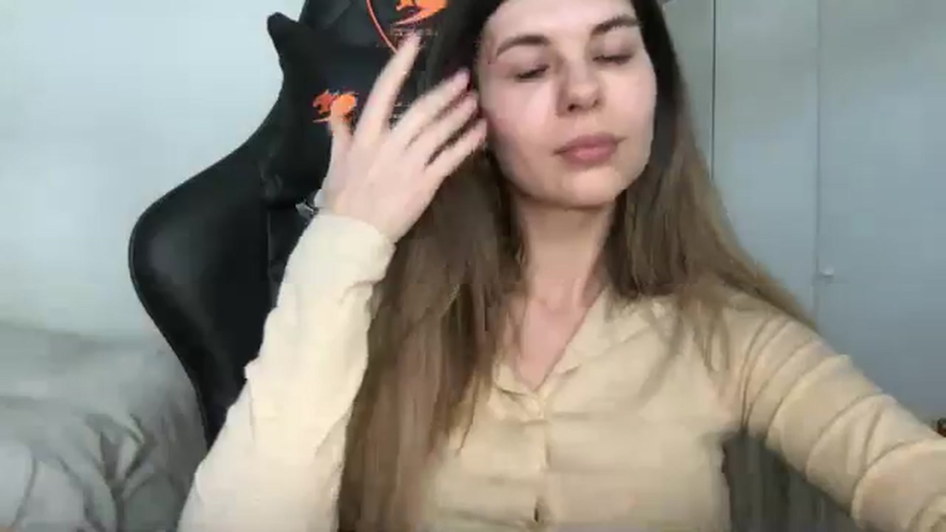 Gallery image thumbnail from neverinmylife's myfreecams stream on, 03/28/2026, 12:37 image 18 of 20