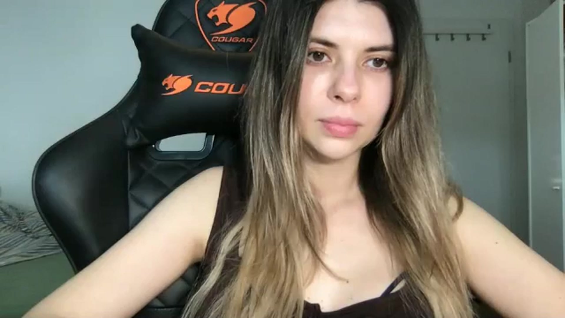Gallery image thumbnail from neverinmylife's myfreecams stream on, 03/31/2026, 12:48 image 17 of 20