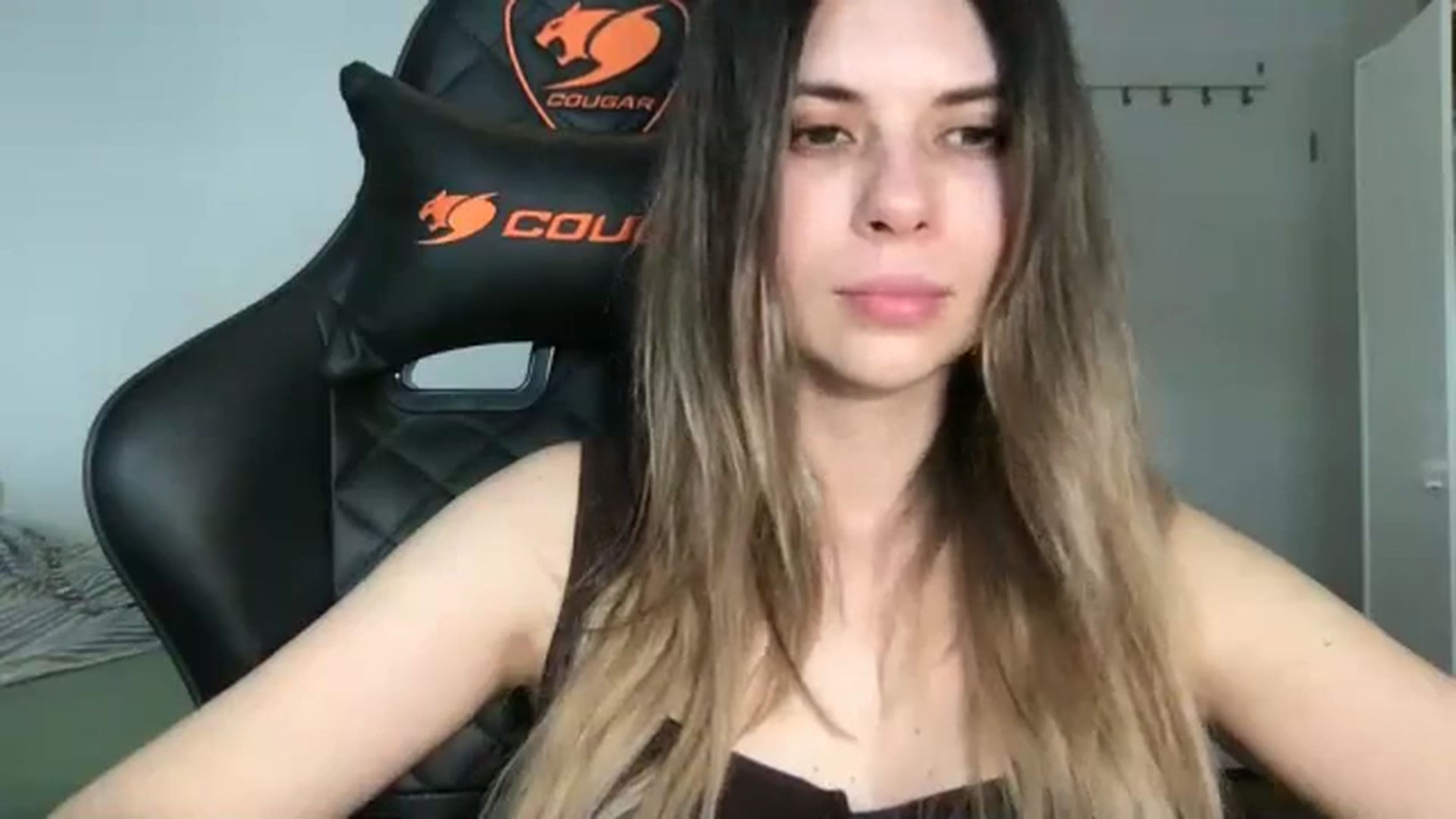 Gallery image thumbnail from neverinmylife's myfreecams stream on, 03/31/2026, 12:48 image 15 of 20