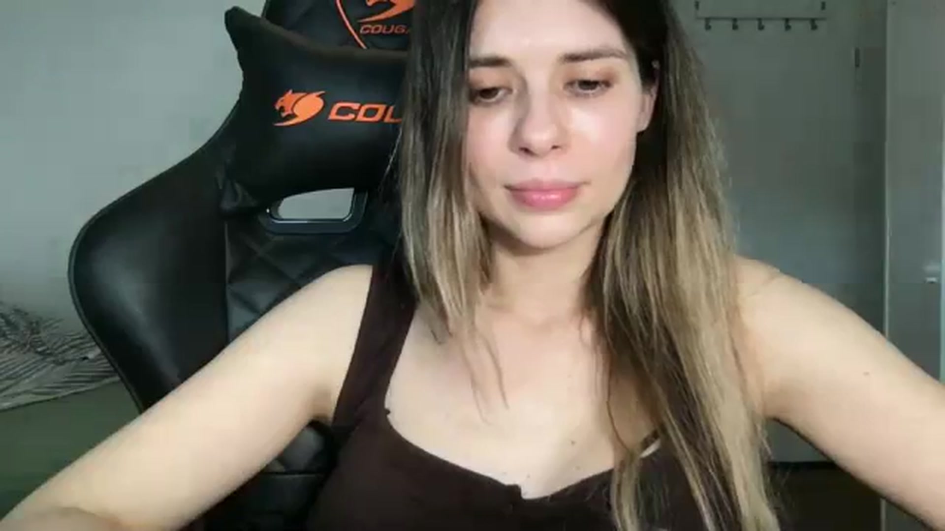 Gallery image thumbnail from neverinmylife's myfreecams stream on, 03/31/2026, 14:00 image 19 of 20