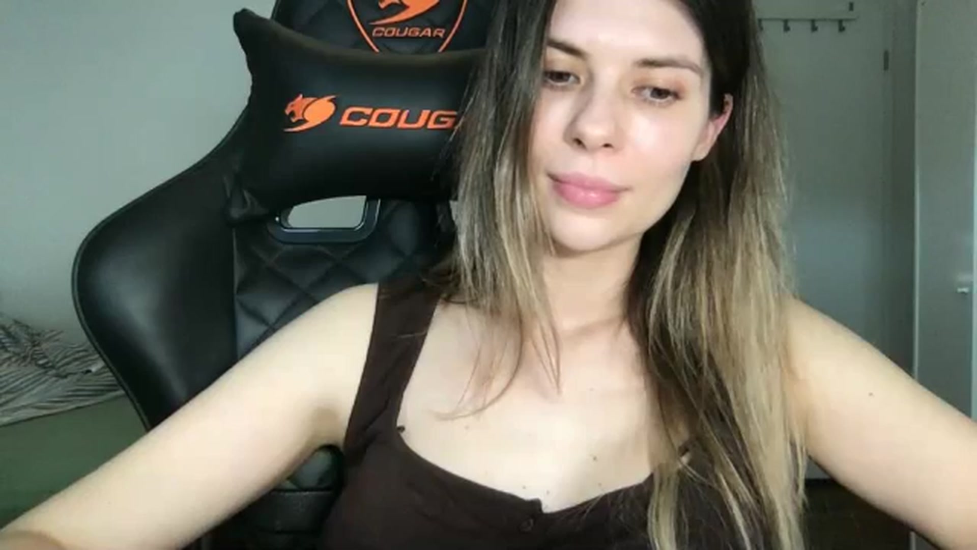 Gallery image thumbnail from neverinmylife's myfreecams stream on, 03/31/2026, 14:00 image 13 of 20