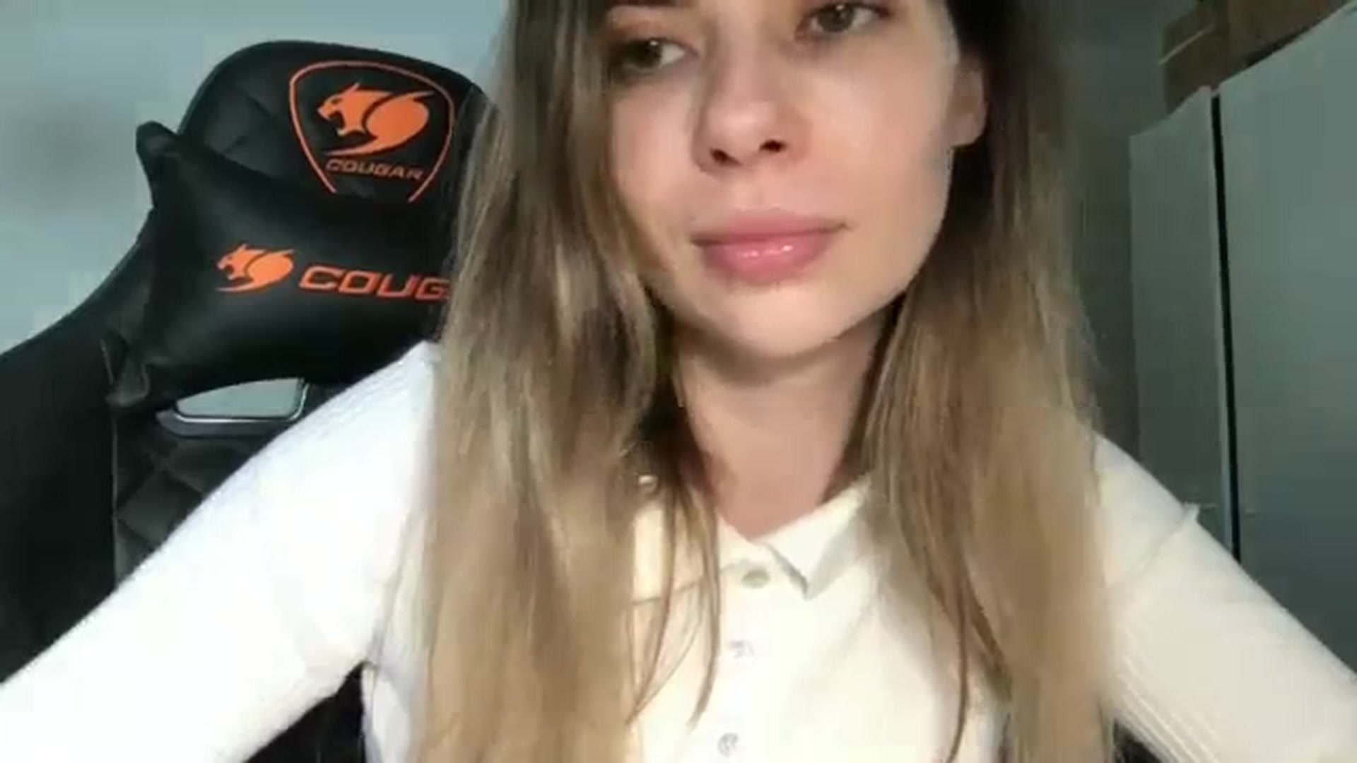 Gallery image thumbnail from neverinmylife's myfreecams stream on, 04/08/2026, 13:55 image 12 of 20