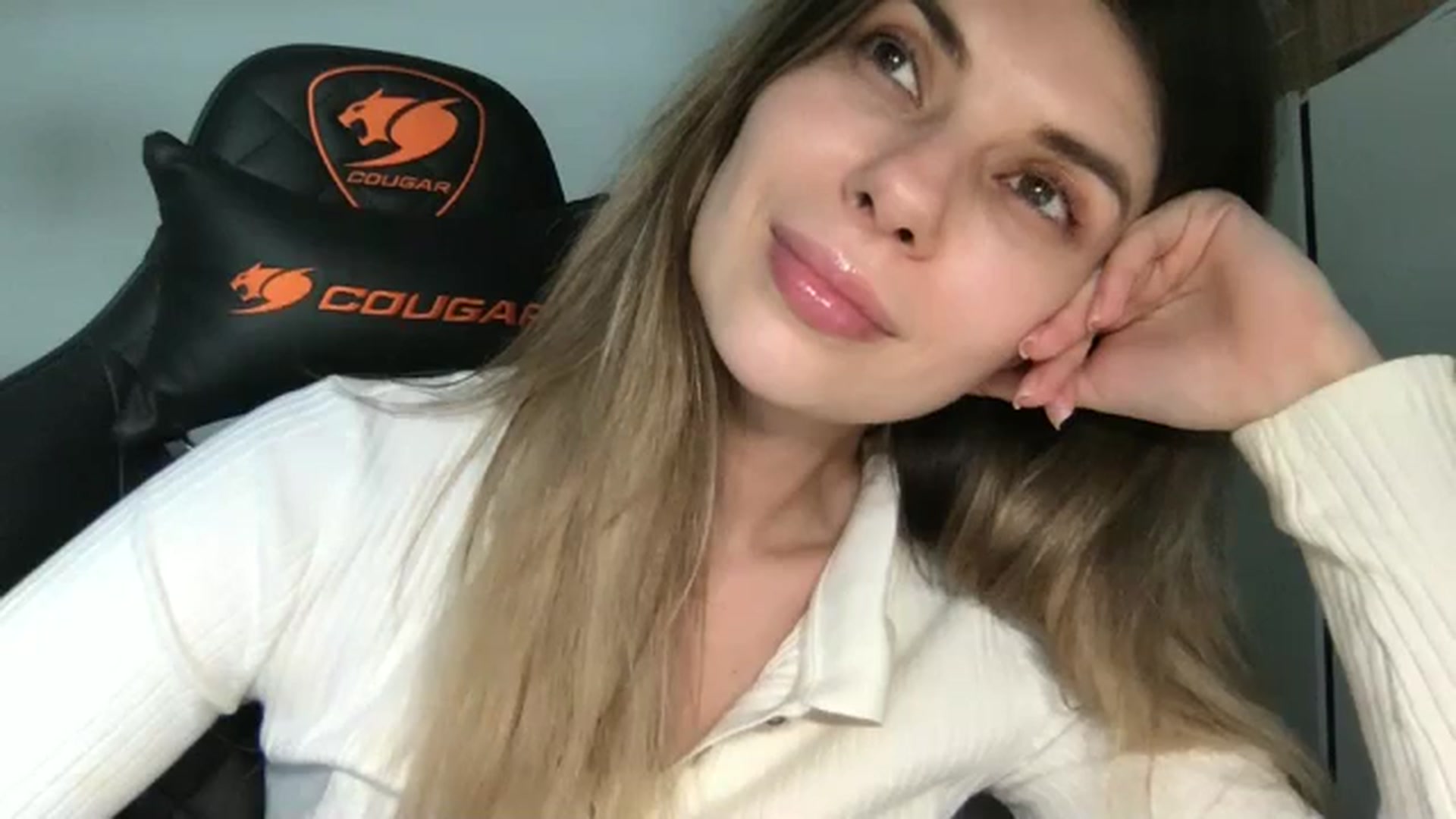 Gallery image thumbnail from neverinmylife's myfreecams stream on, 04/08/2026, 13:55 image 17 of 20