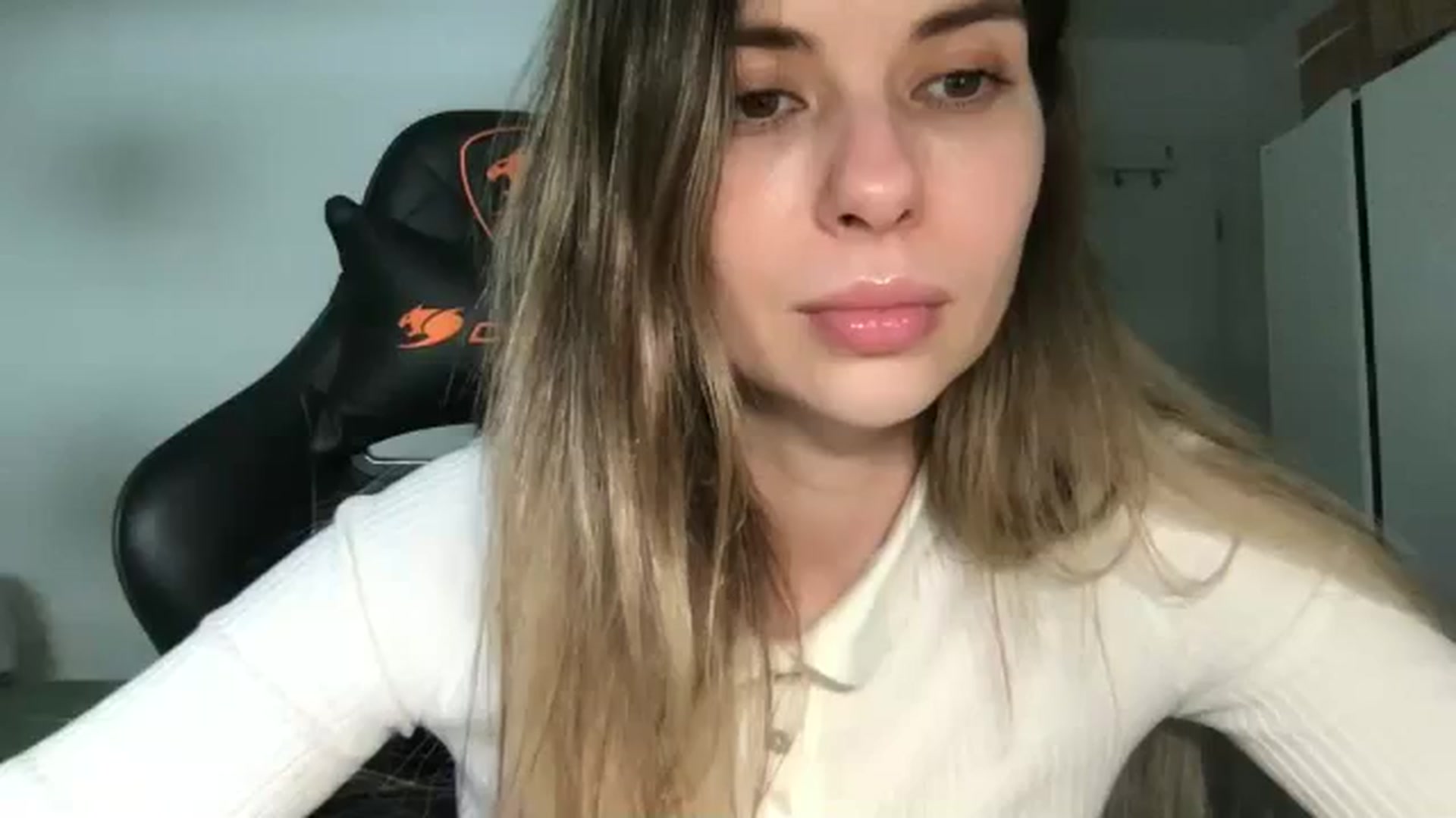 Gallery image thumbnail from neverinmylife's myfreecams stream on, 04/08/2026, 13:55 image 6 of 20