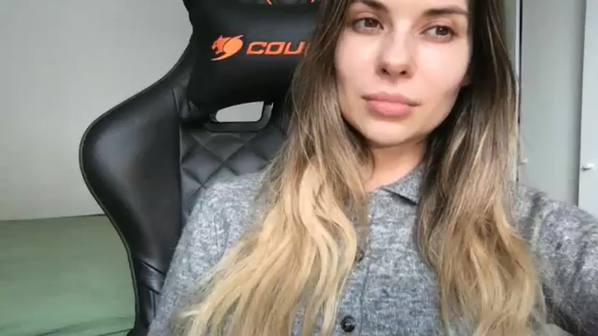 Gallery image thumbnail from neverinmylife's myfreecams stream on, 04/10/2026, 14:25 image 5 of 20
